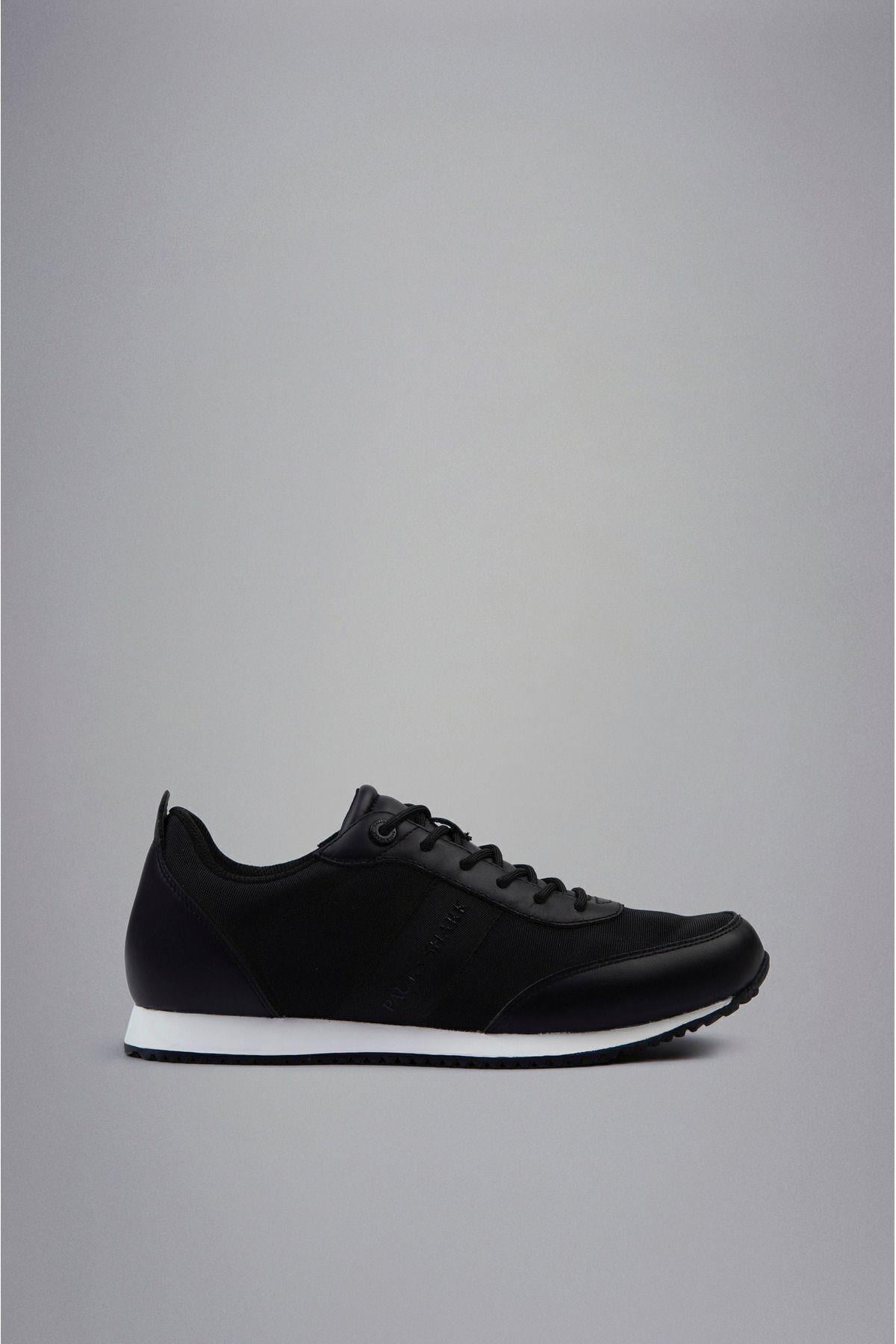 sneakers-3-a064.jpg