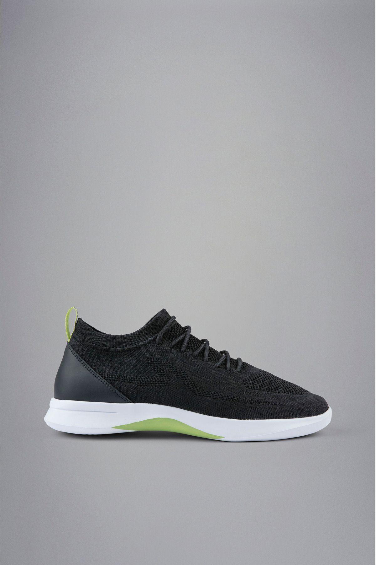 sneakers-4880ef.jpg