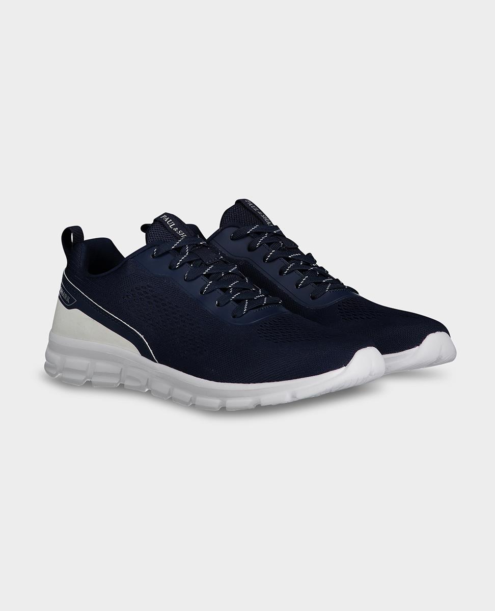 sneakers-5e0f-b.jpg