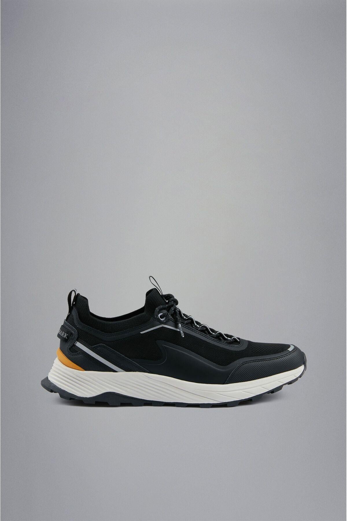 sneakers-73-4b1.jpg