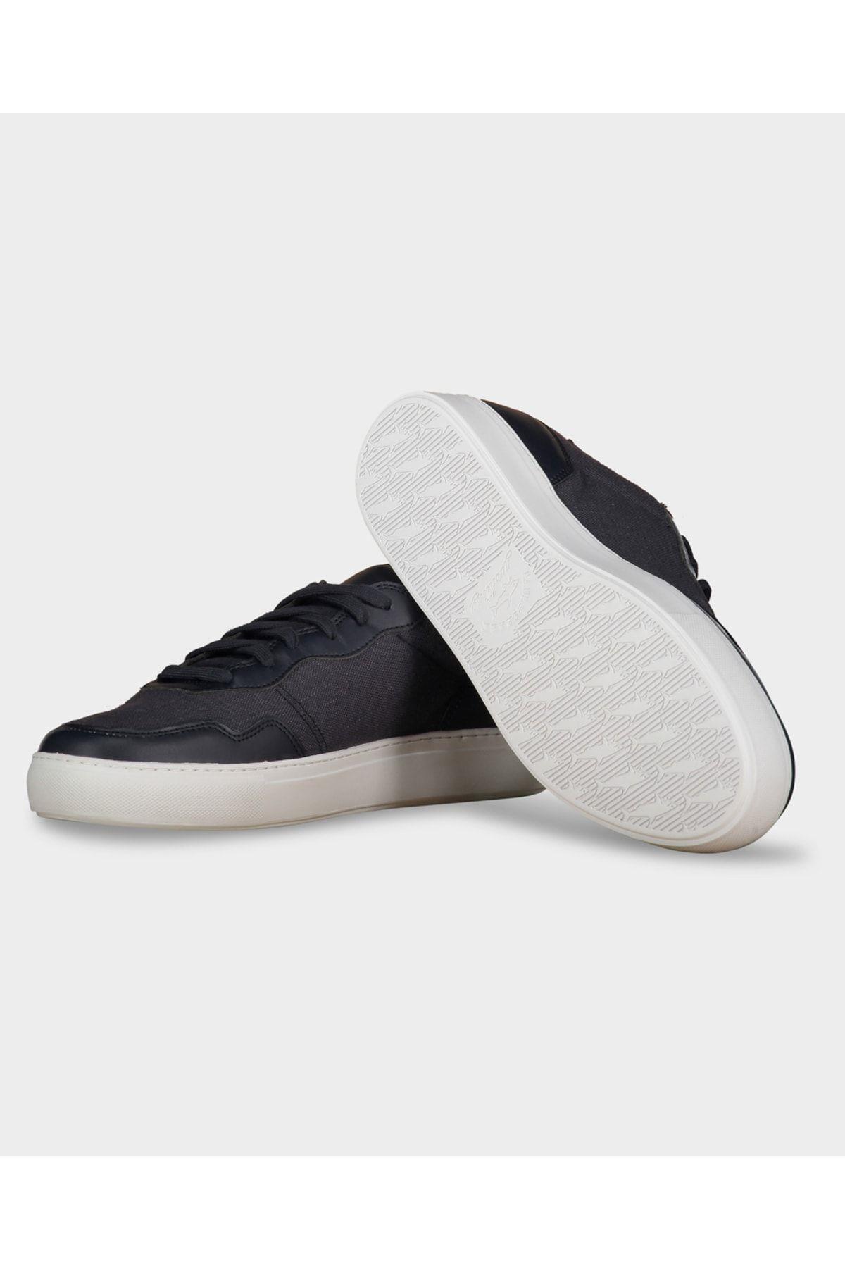sneakers-b-47f6.jpg