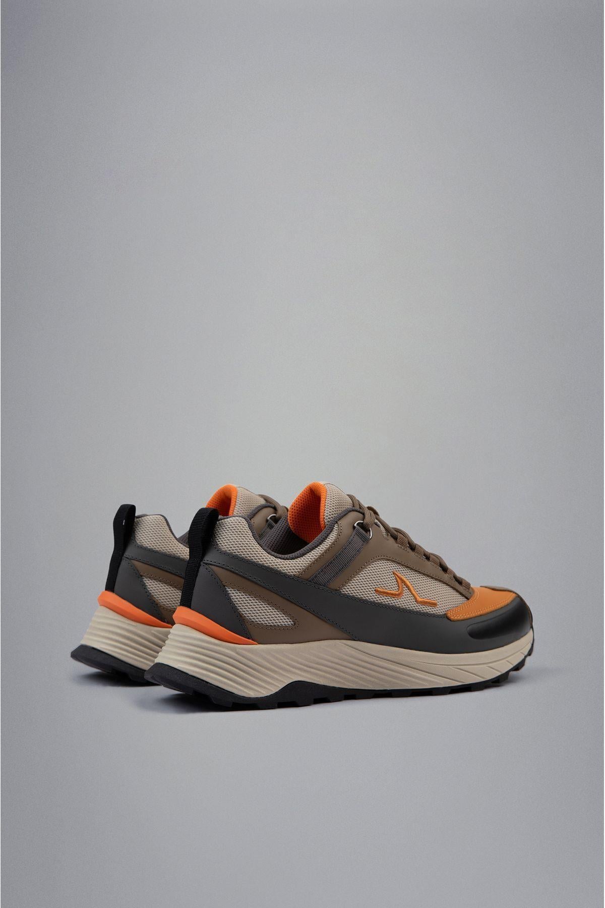 sneakers-c11-73.jpg