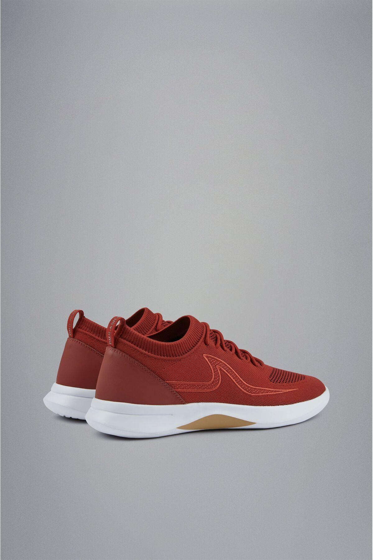 sneakers-c6a-fd.jpg