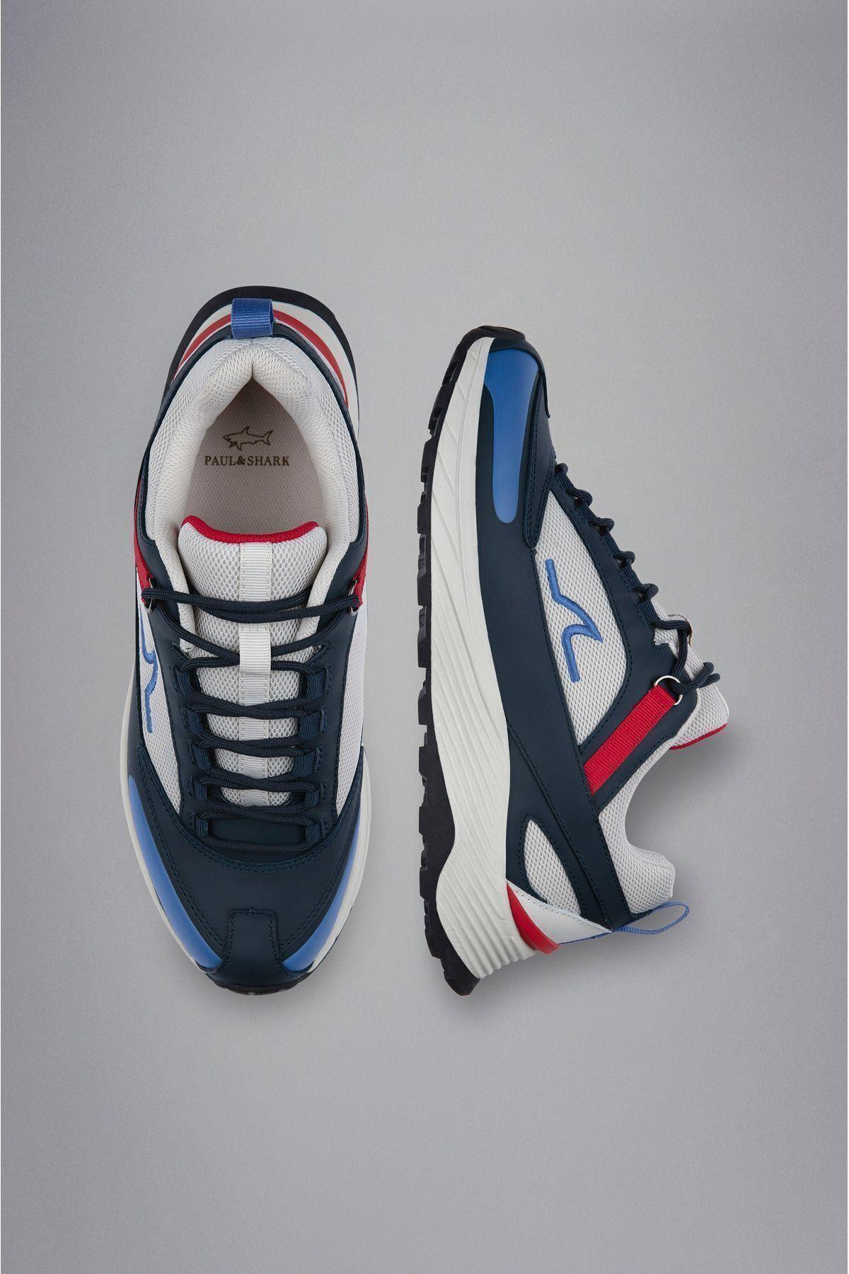 sneakers-ce4e7c.jpg
