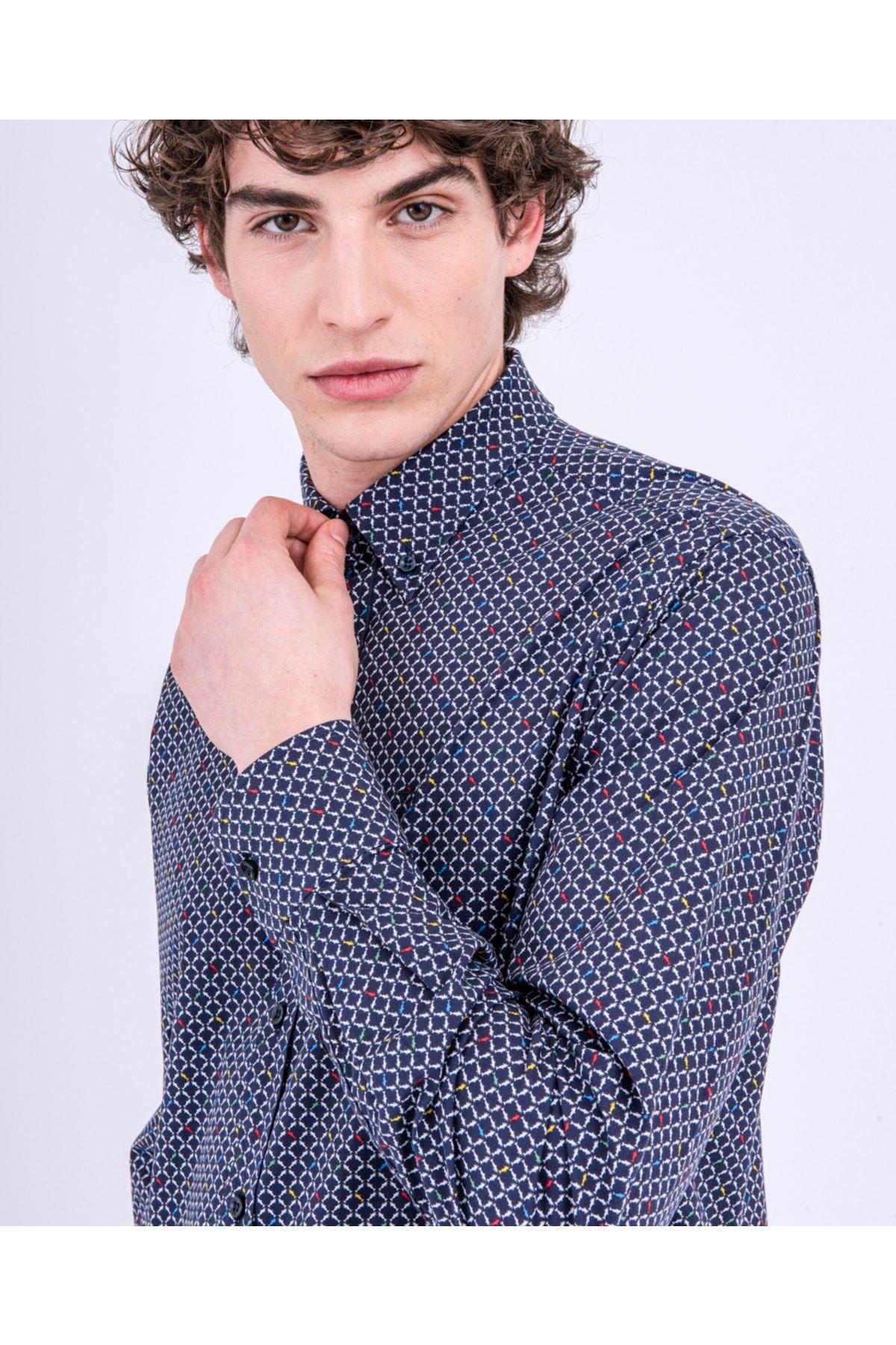 stretch-shirt-8c85b9.jpg