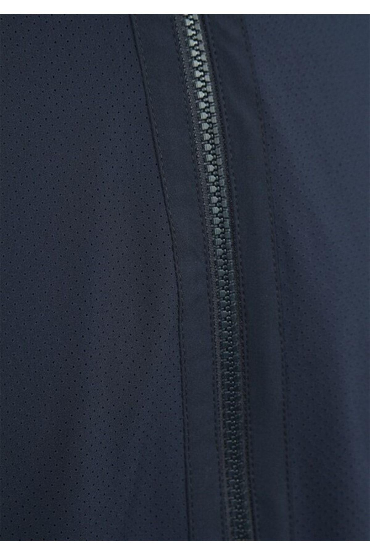 sweatshirt-with-zip-494e-9.jpg
