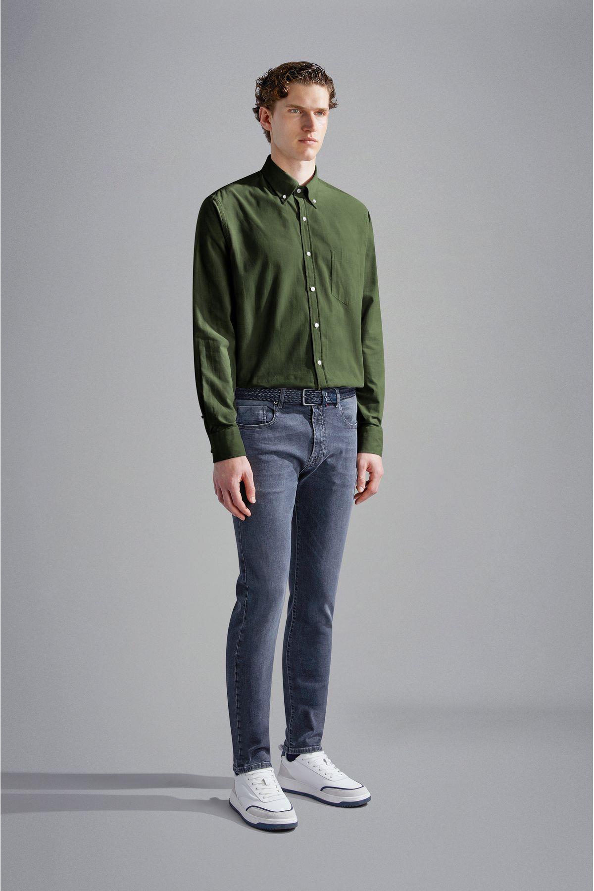 velvet-shirt-e2c565.jpg