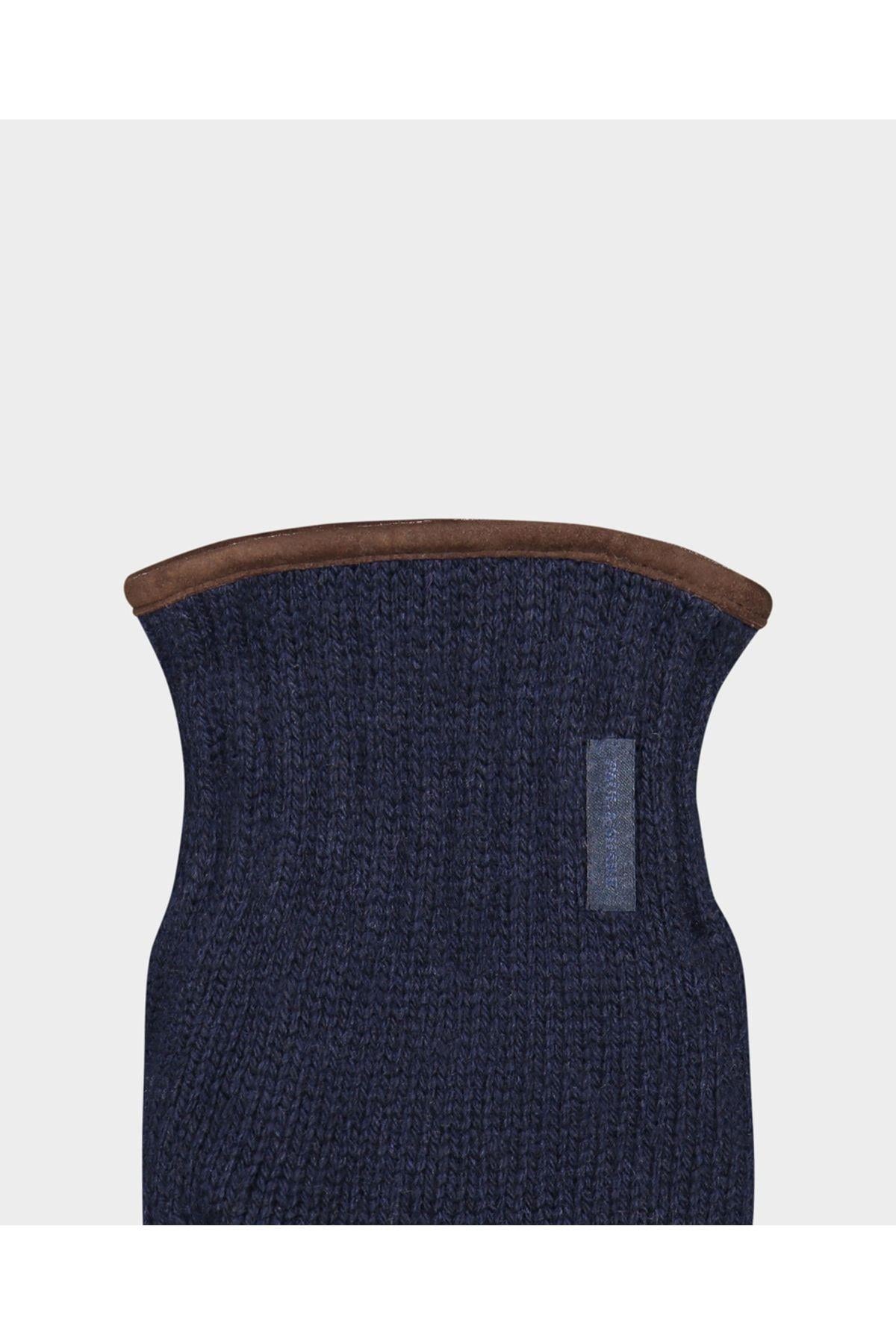 wool-knit-gloves-62c81b.jpg