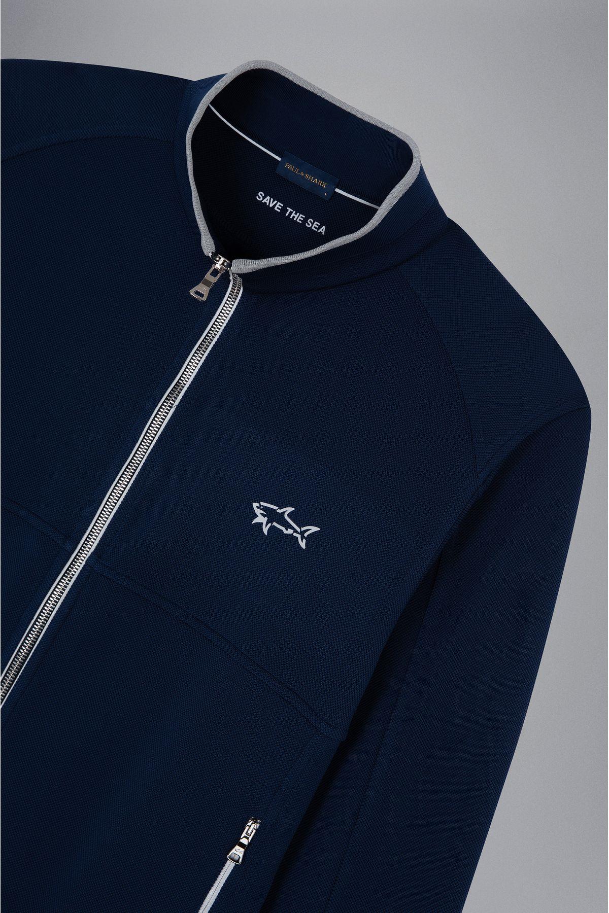 zipped-swaetshirt-polyest-er-fa-f2e.jpg