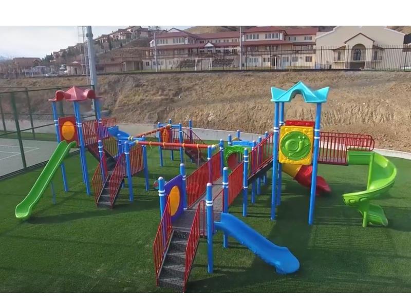 İki Kuleli Altı Kaydıraklı İkili Salıncaklı Çocuk Oyun Parkı