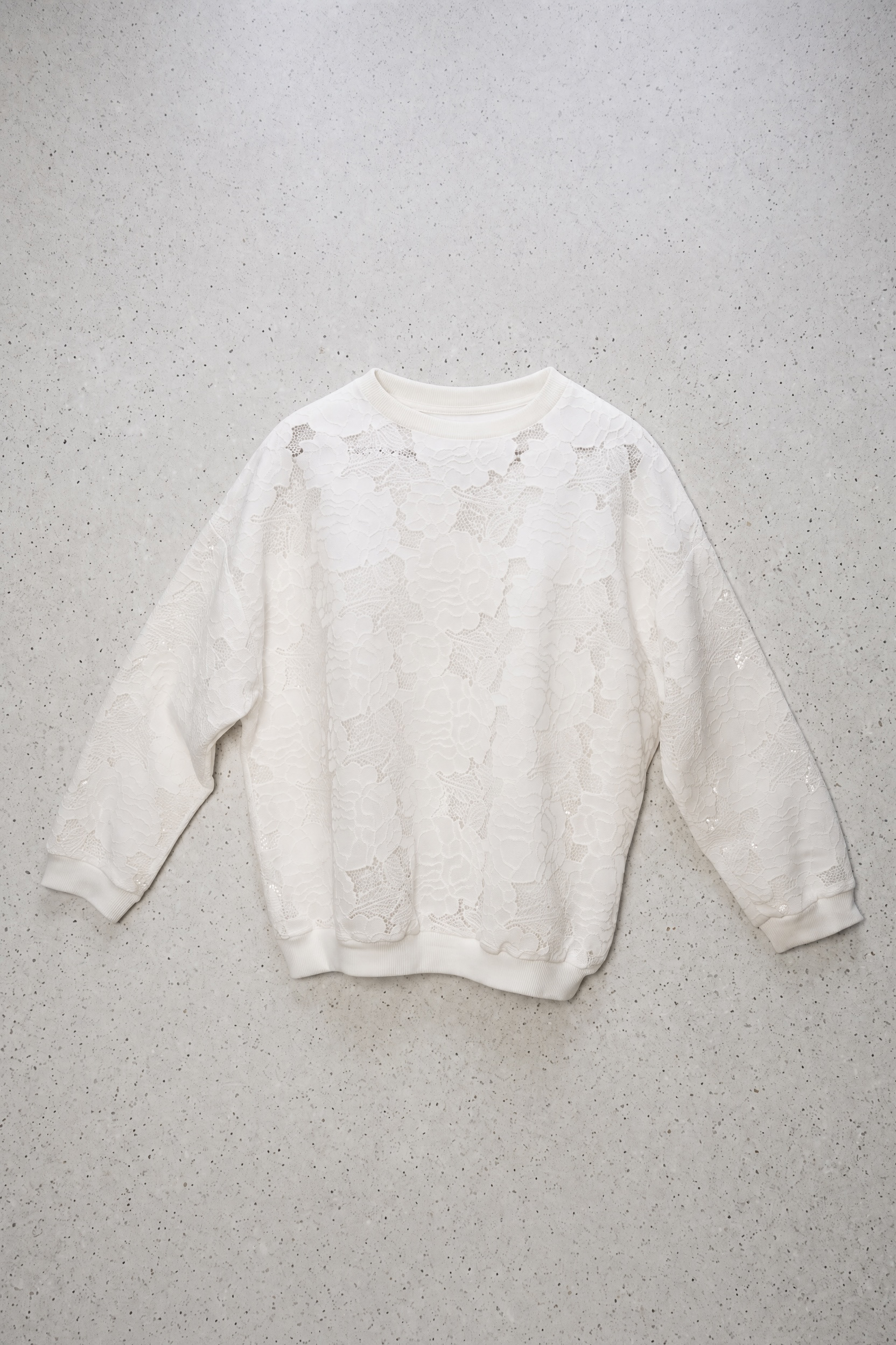 DANTELLİ SWEATSHIRT