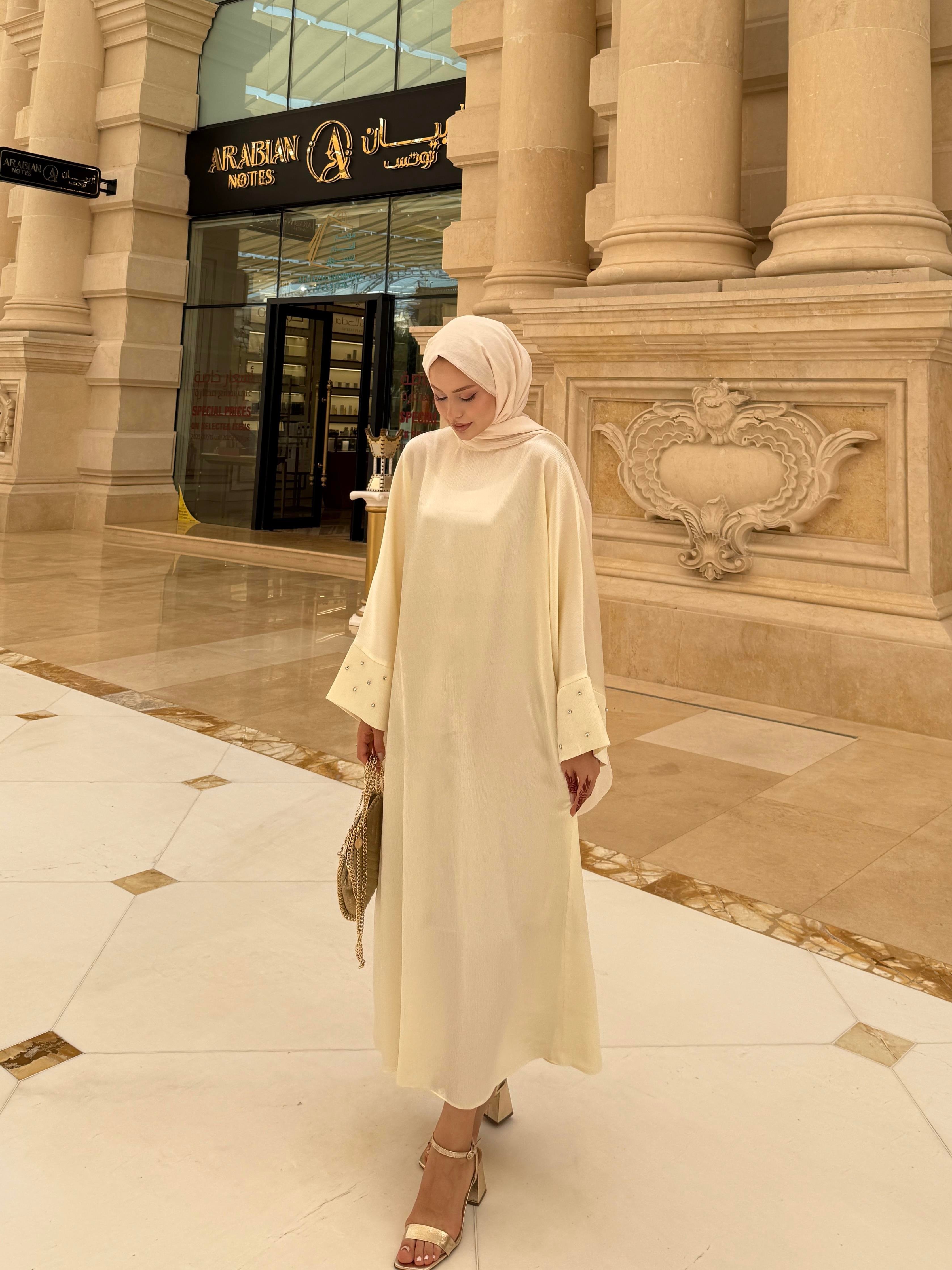 Doha Elbise Ekru