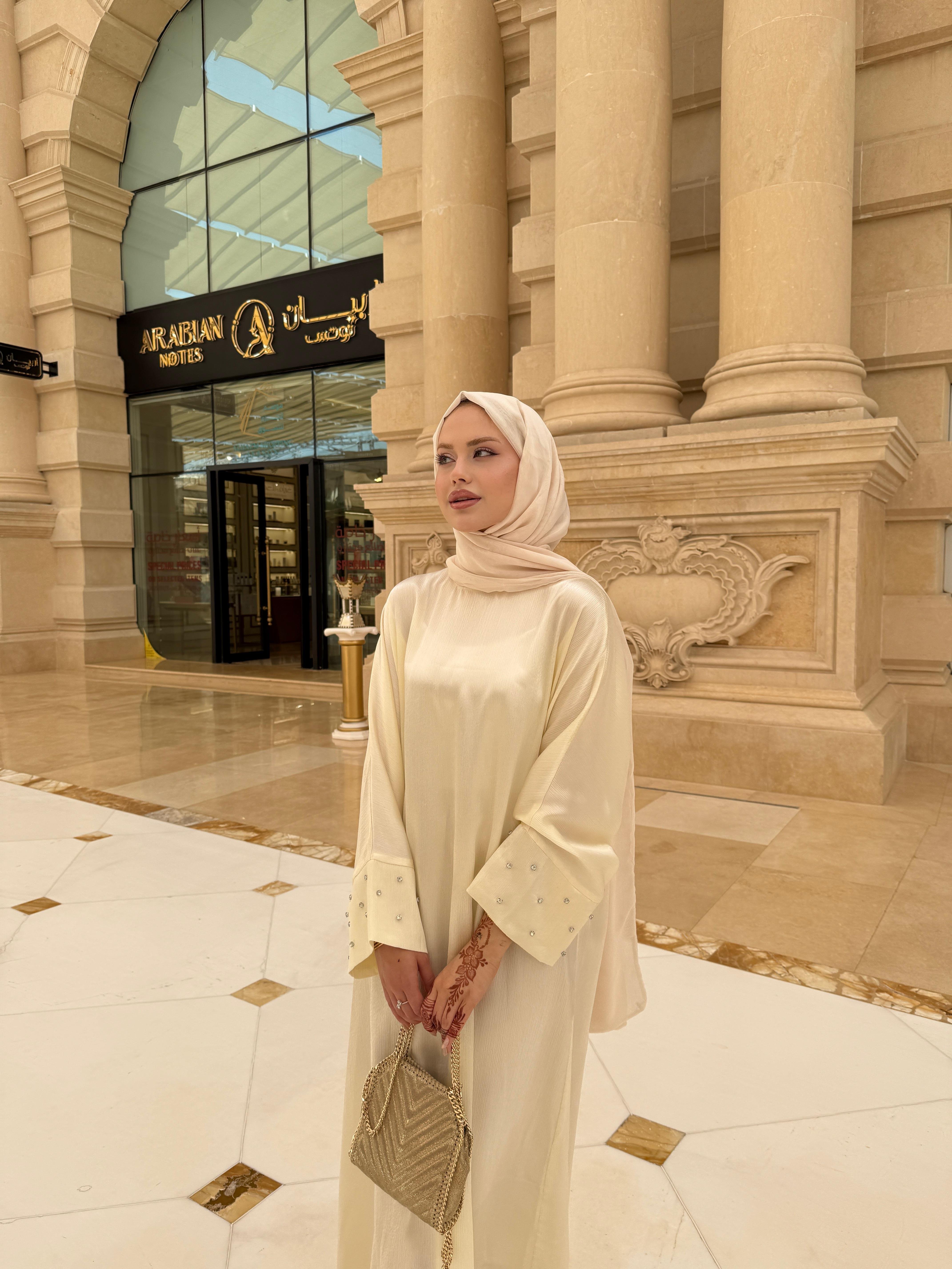 Doha Elbise Ekru