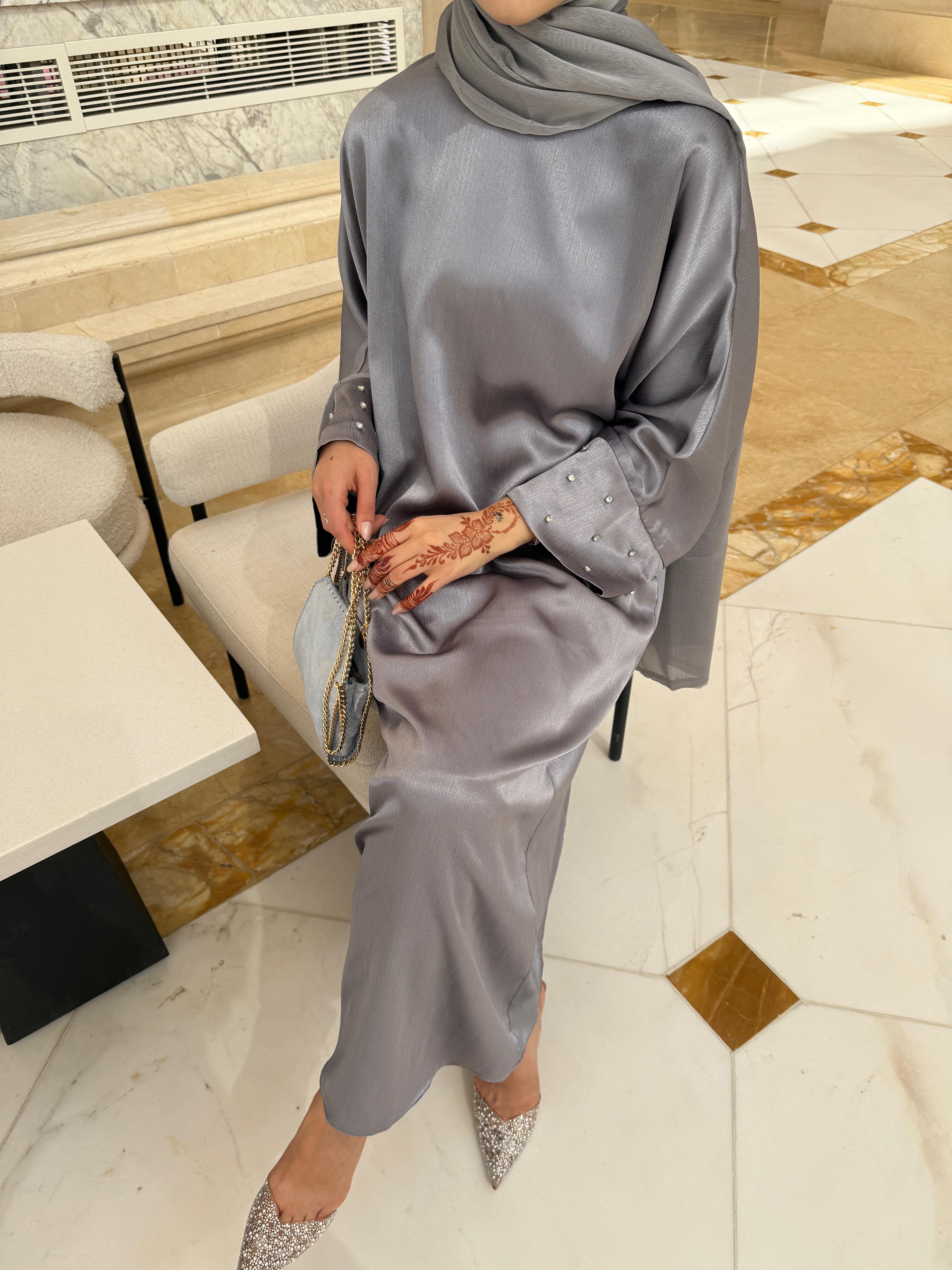 Doha Elbise Gri
