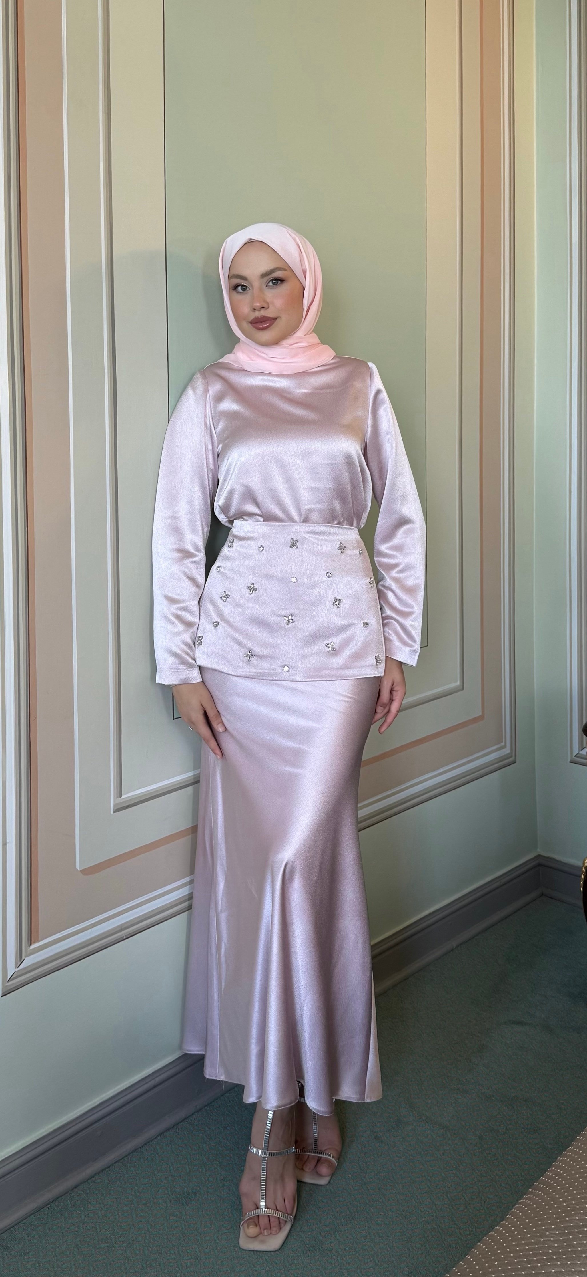 Elara pembe takım 