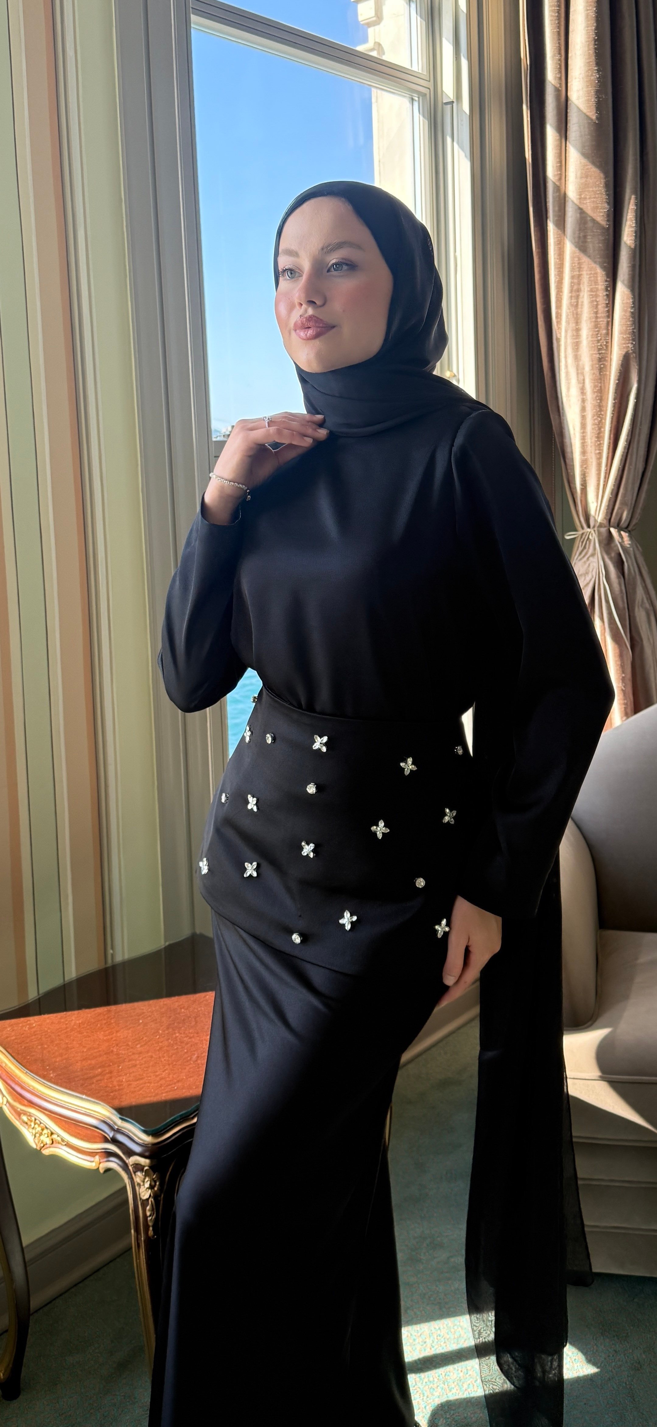 Elara siyah takım 