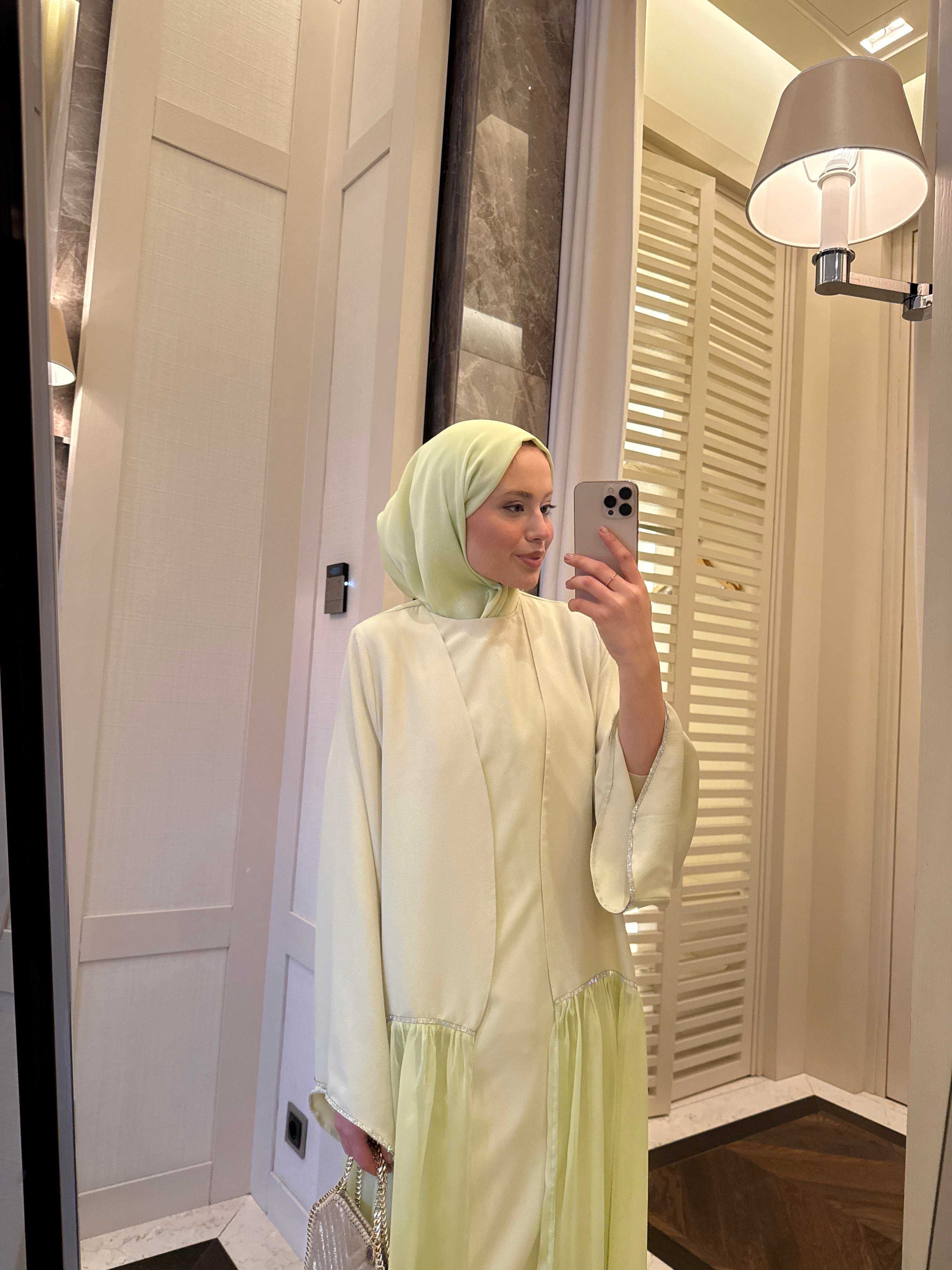 Yeşil abaya takım