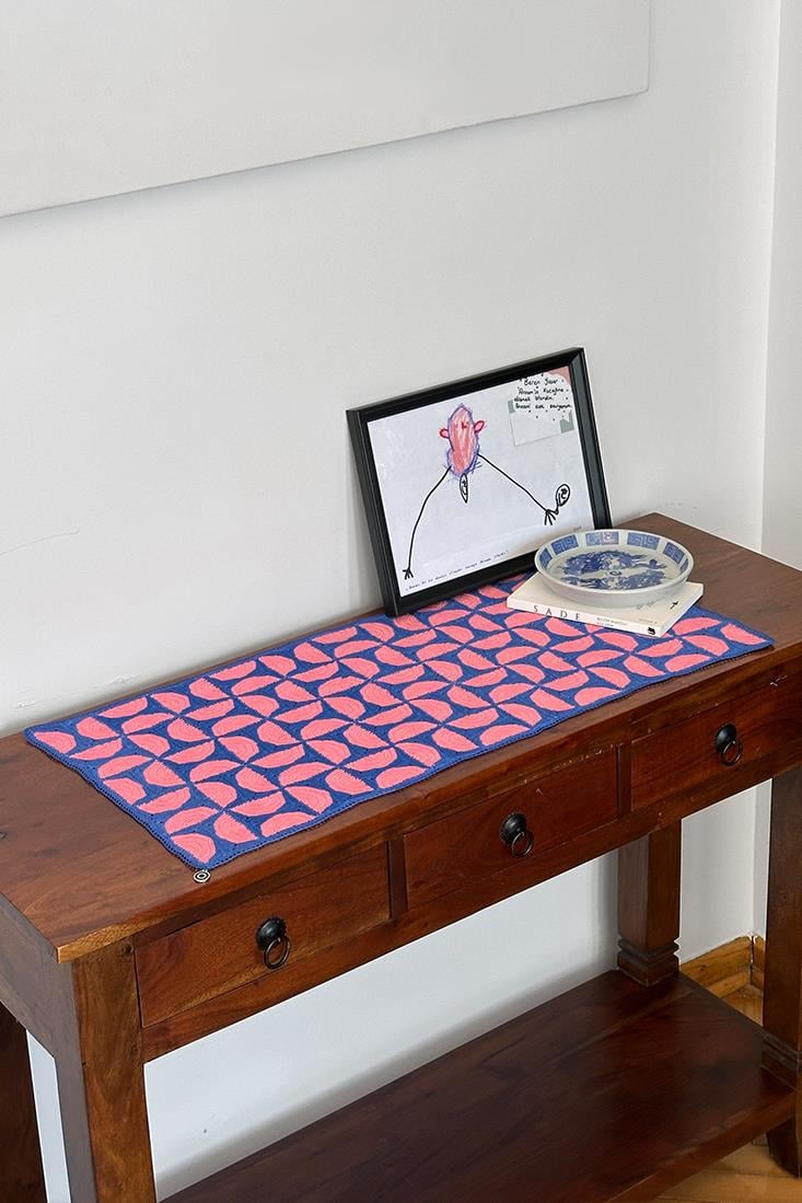 Pink Saxe Circus Table Runner