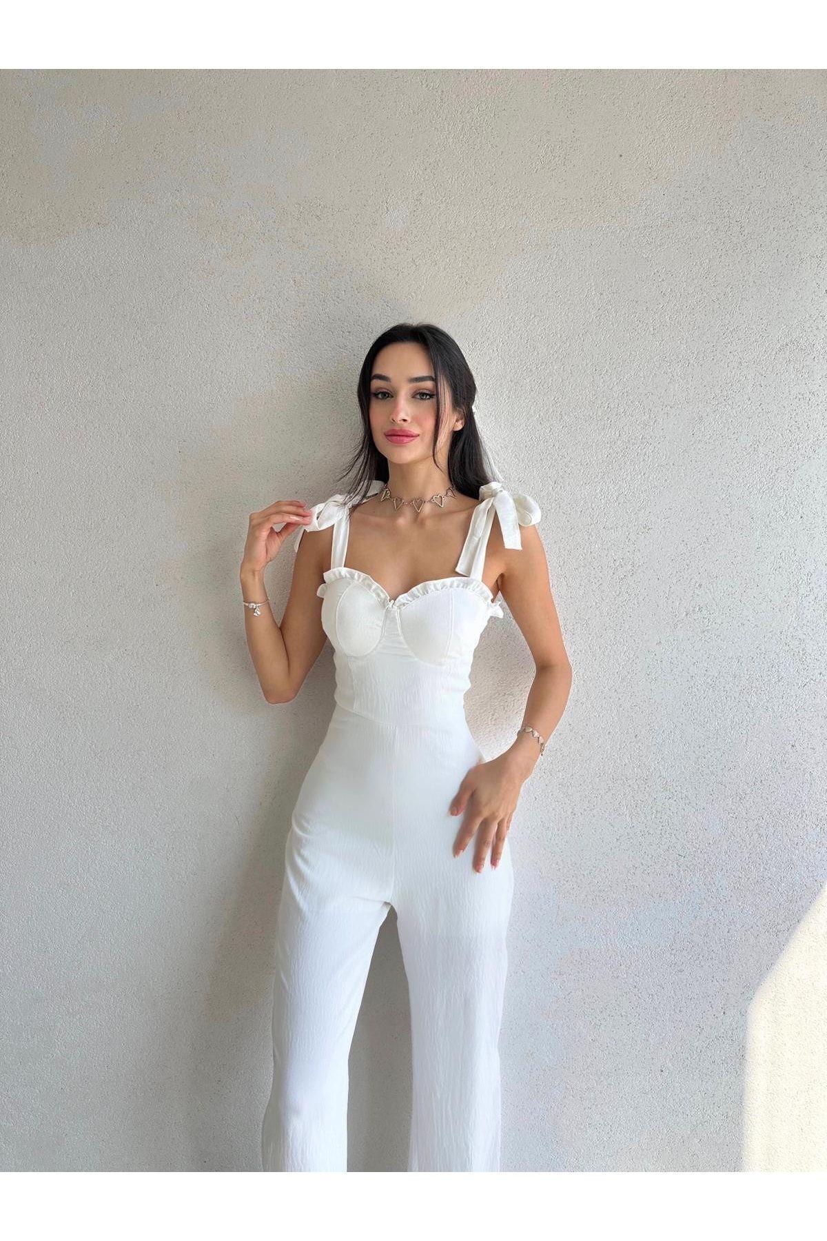Kadın Abiye Tulum Omuzdan Bağlama Detaylı Göğüs Cuplu Askılı Beyaz Tulum Elbise