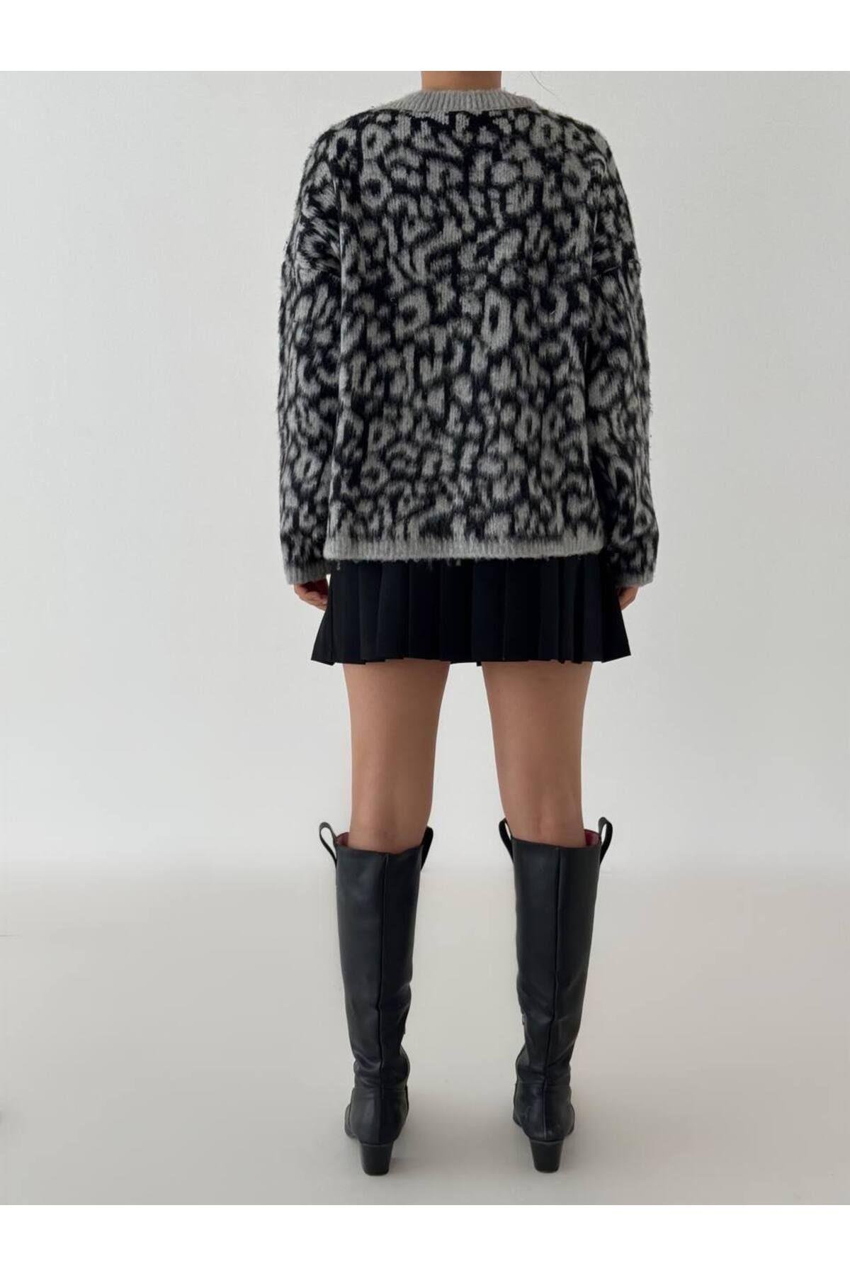 kadin-leopar-desenli-yun-karisimli-hir--72950.jpg