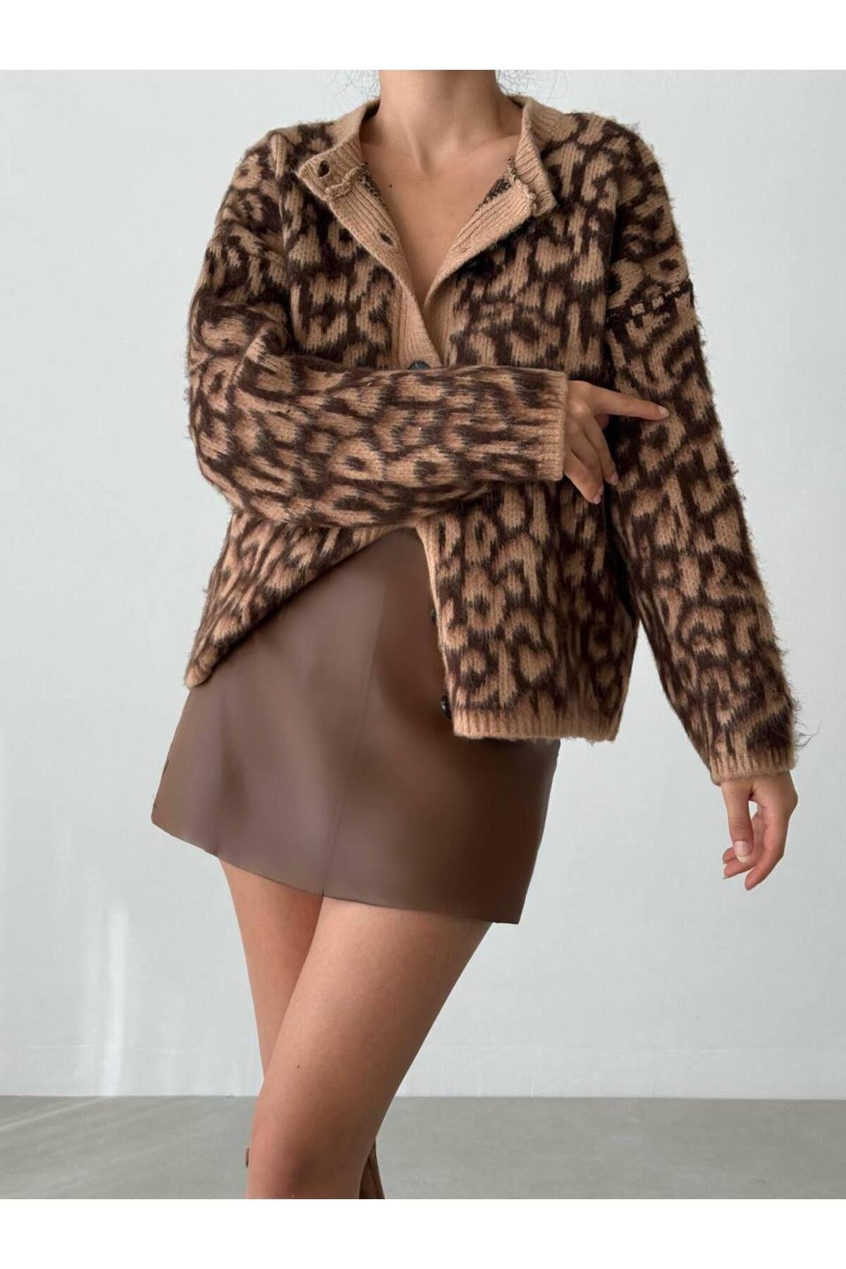 kadin-leopar-desenli-yun-karisimli-hir-75f63-.jpg