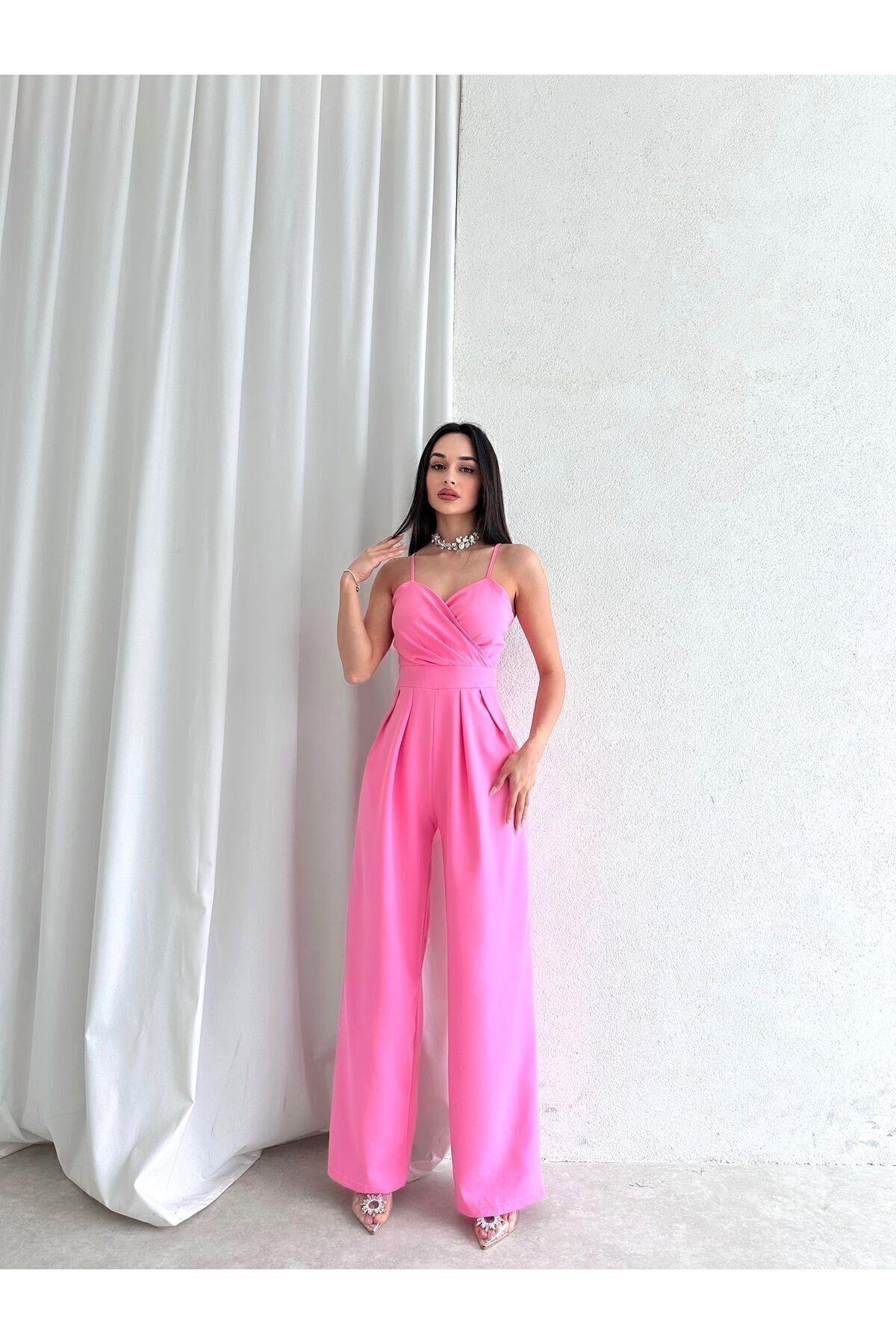 Kadın Tulum Elbise Krep Saten Kumaş Askılı Kruvaze Yaka Geniş Paça Pembe Abiye Tulum