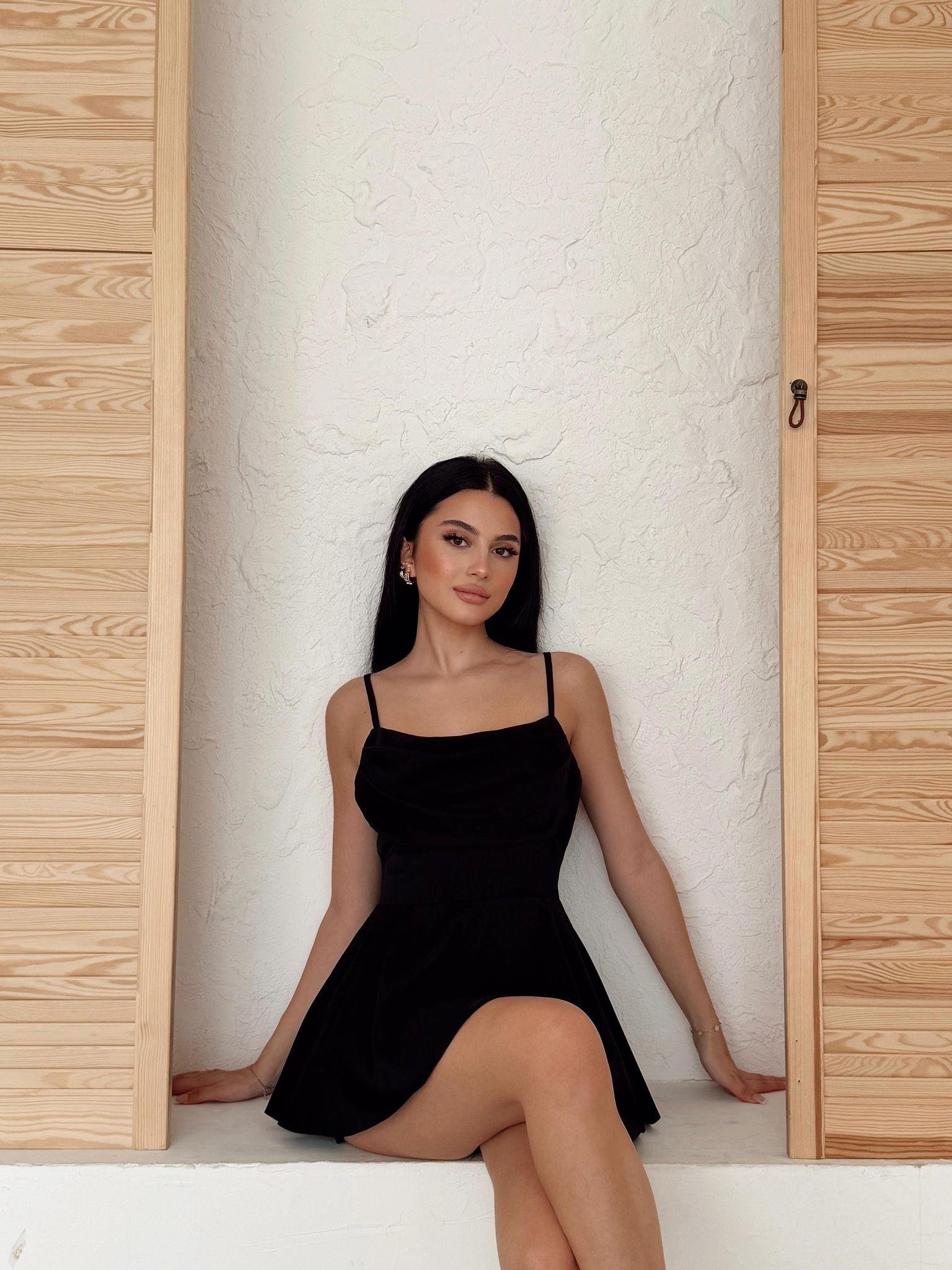 Misscix İp Askılı Sırttan Bağlamalı Mini Şort Abiye Tulum
