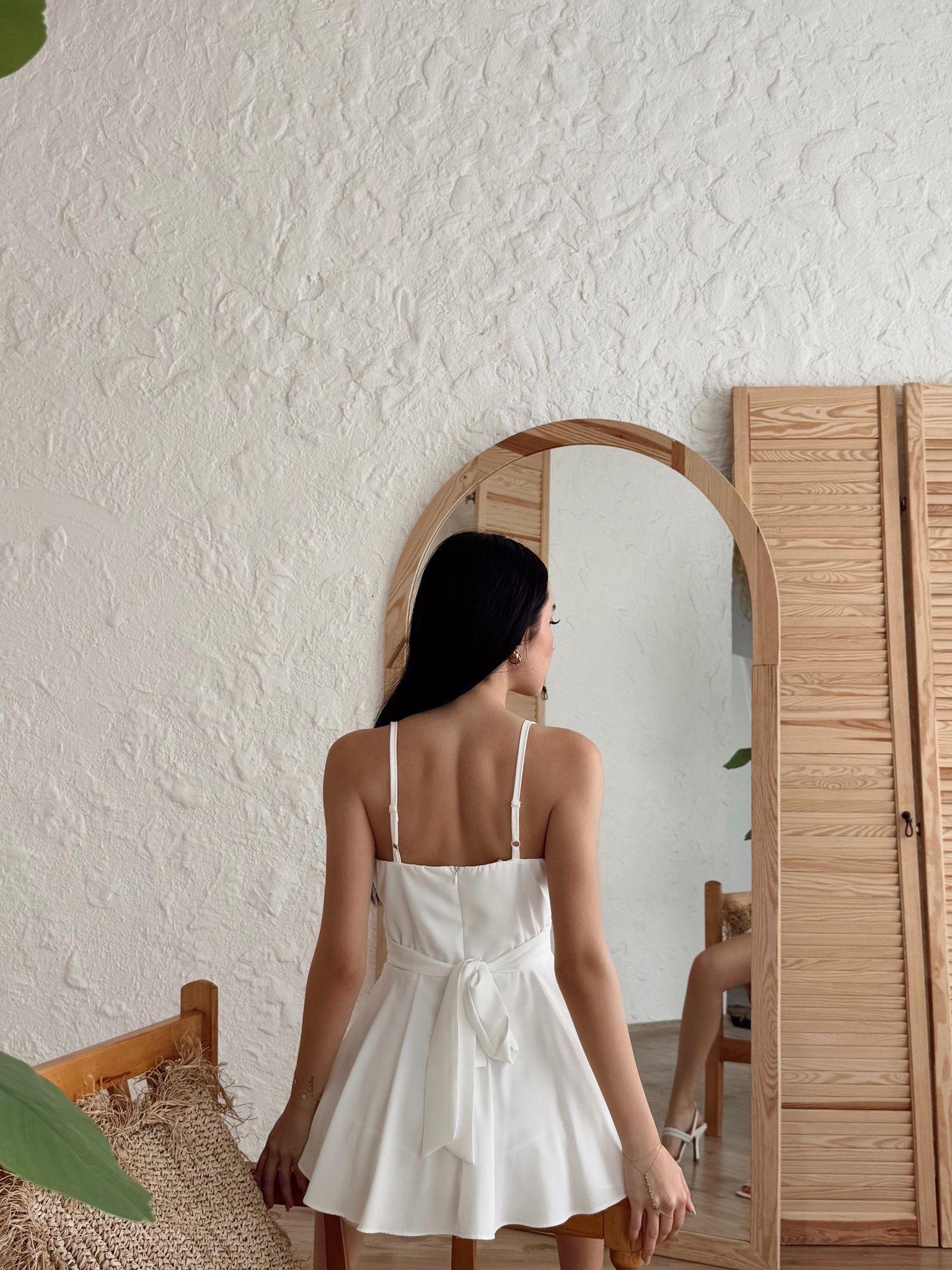 Misscix İp Askılı Sırttan Bağlamalı Mini Şort Abiye Tulum