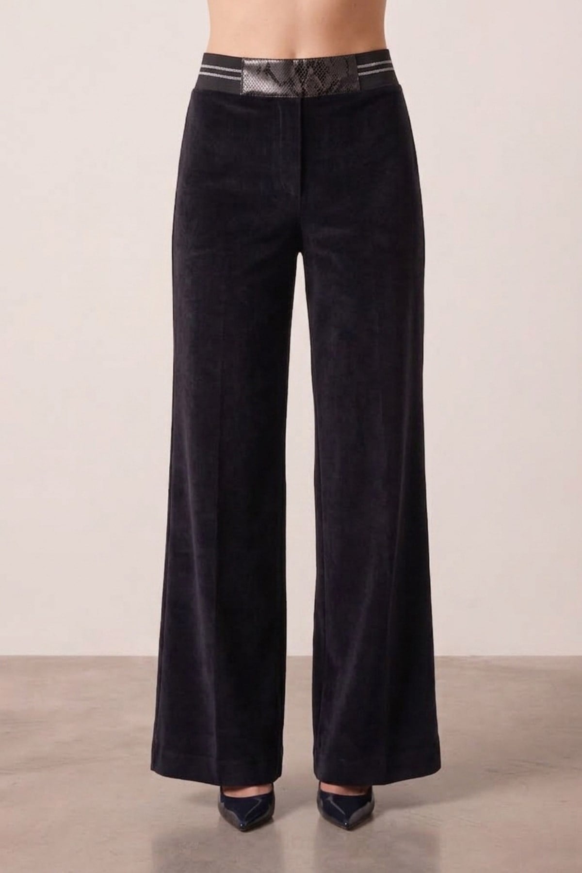 casual-siyah-kadife-pantolon-bf-96e.jpg