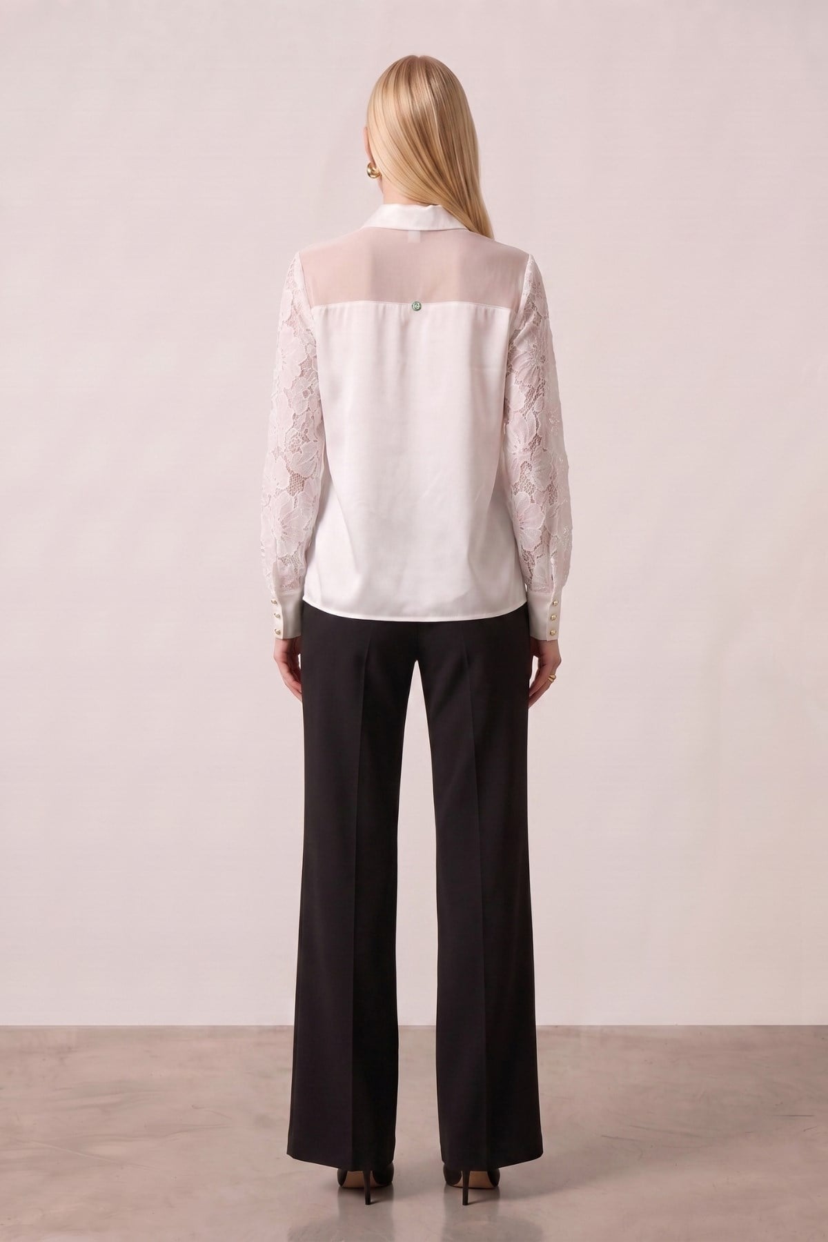 duz-kesim-beyaz-sifon-gomlek-0-724a.jpg