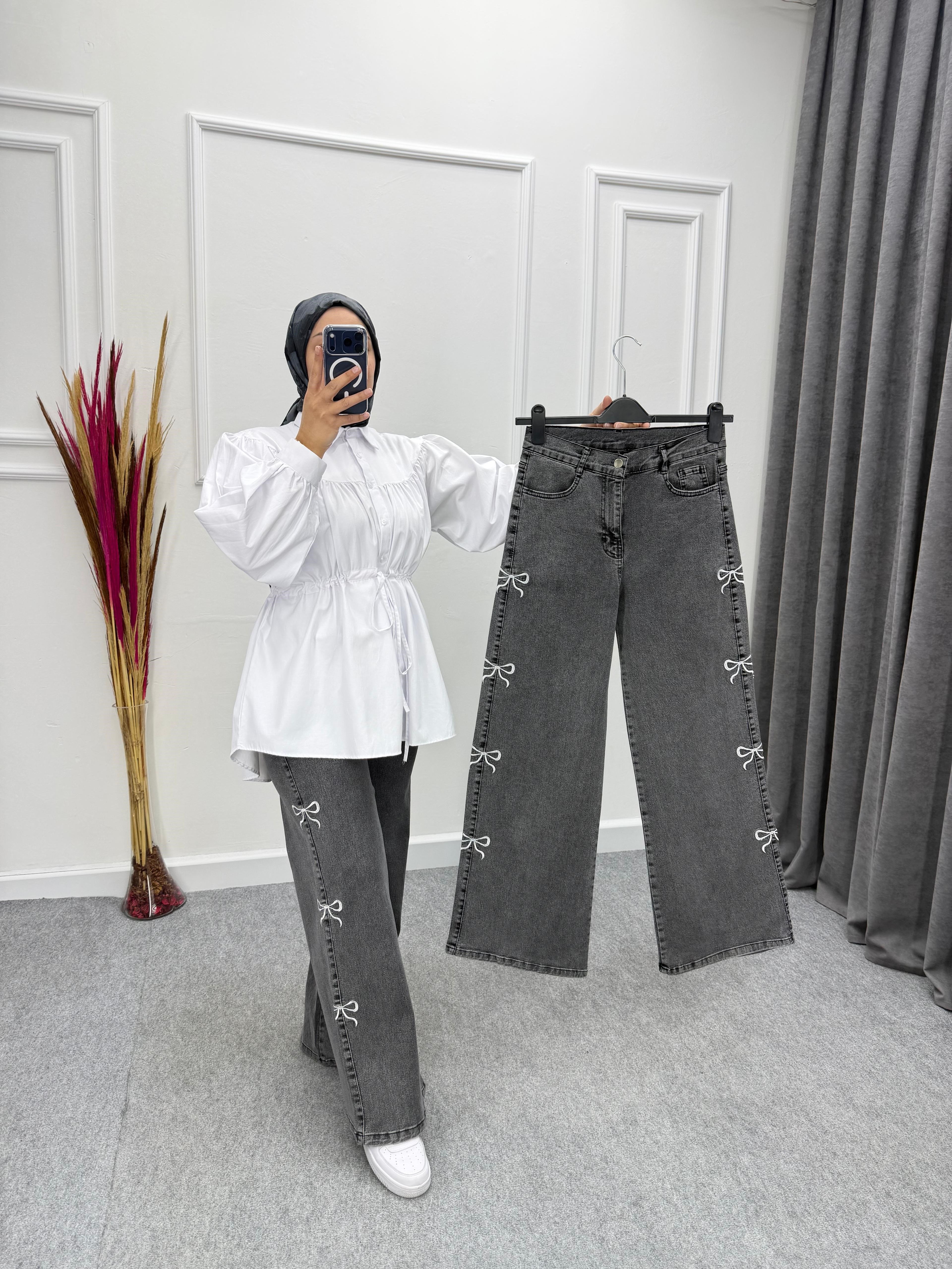 Gri Fiyonk Nakış İşlemeli Likralı Jeans's