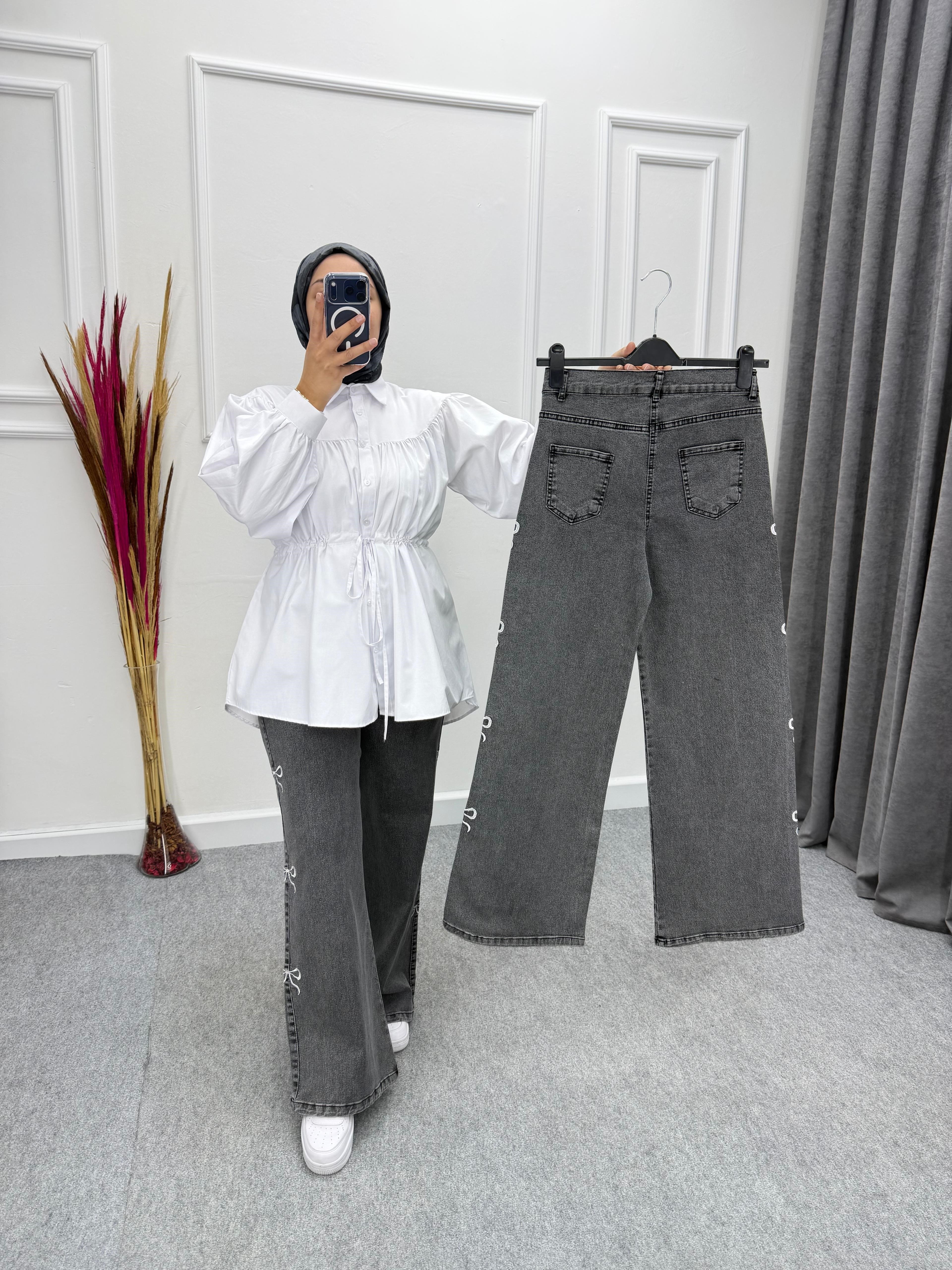 Gri Fiyonk Nakış İşlemeli Likralı Jeans's