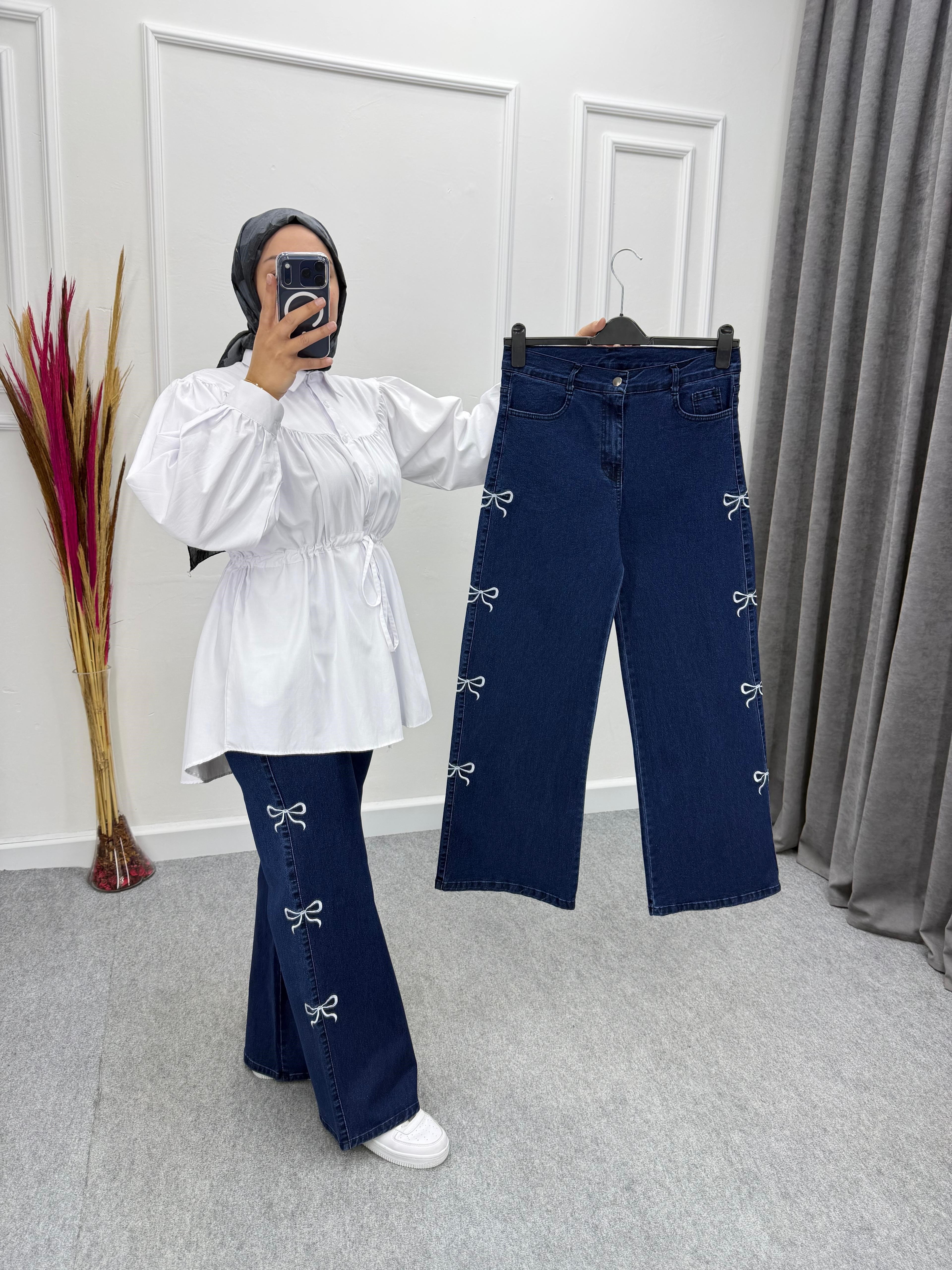 Lacivert Fiyonk Nakış İşlemeli Likralı Jeans's