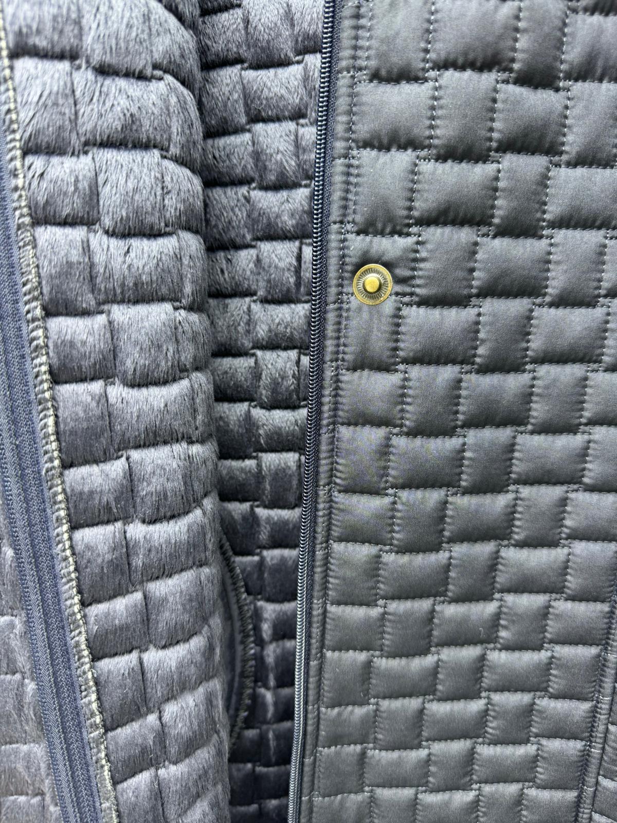 Lacivert Kapitone Mont