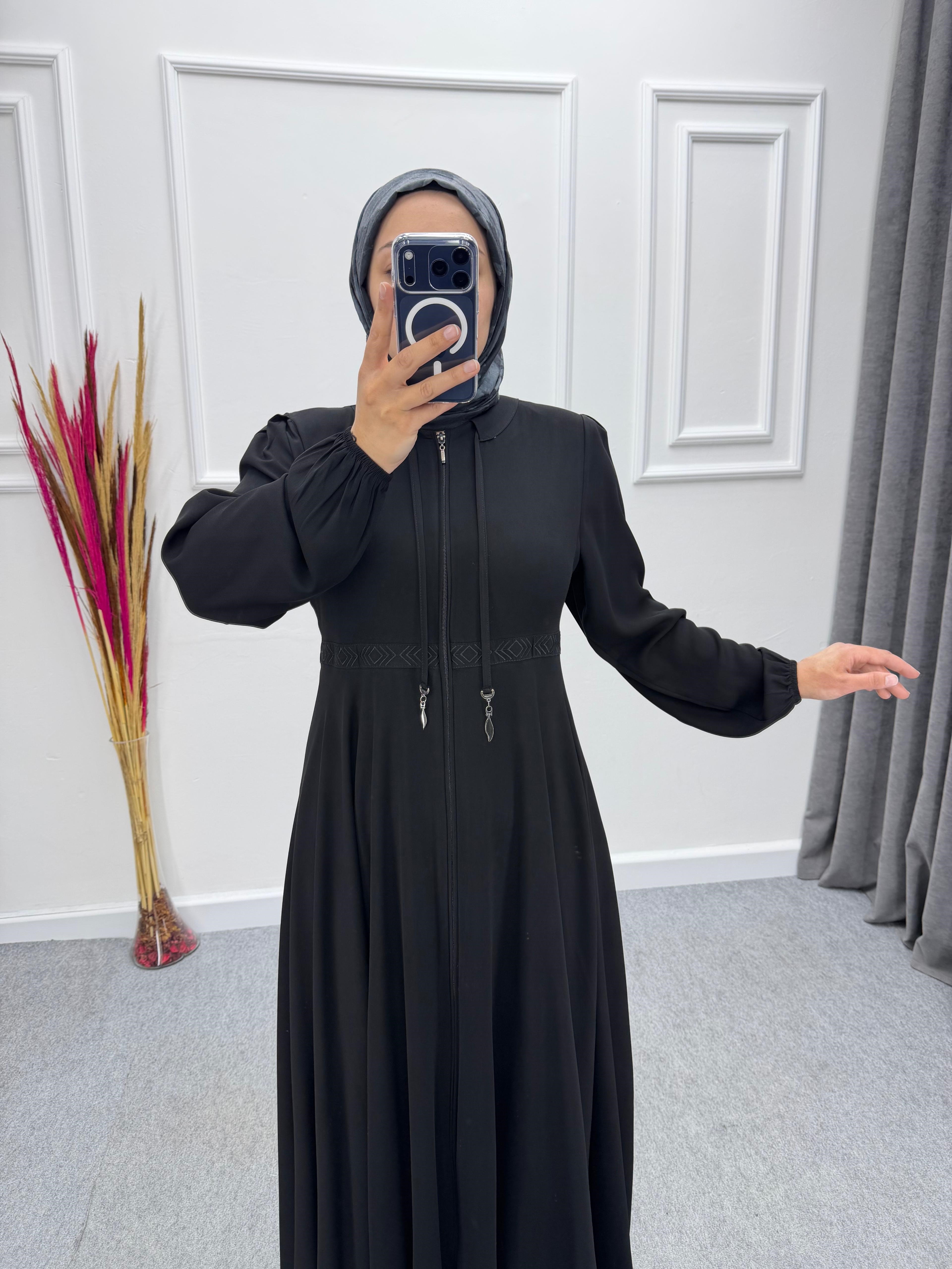 Siyah Merve Model Beli Nakışlı Mevlana Model Ferace