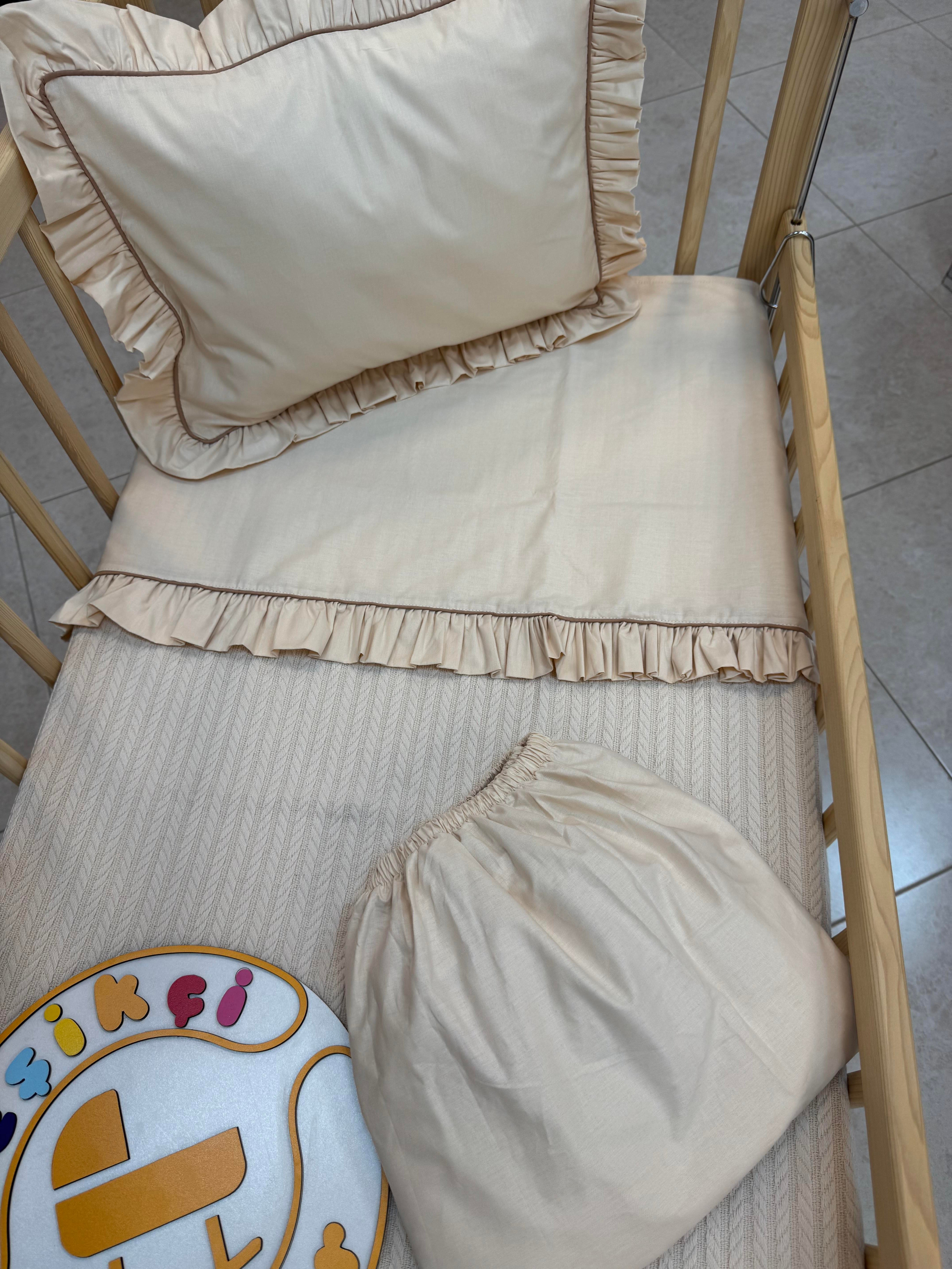 Bej Örgü Bebek Pike Takımı 