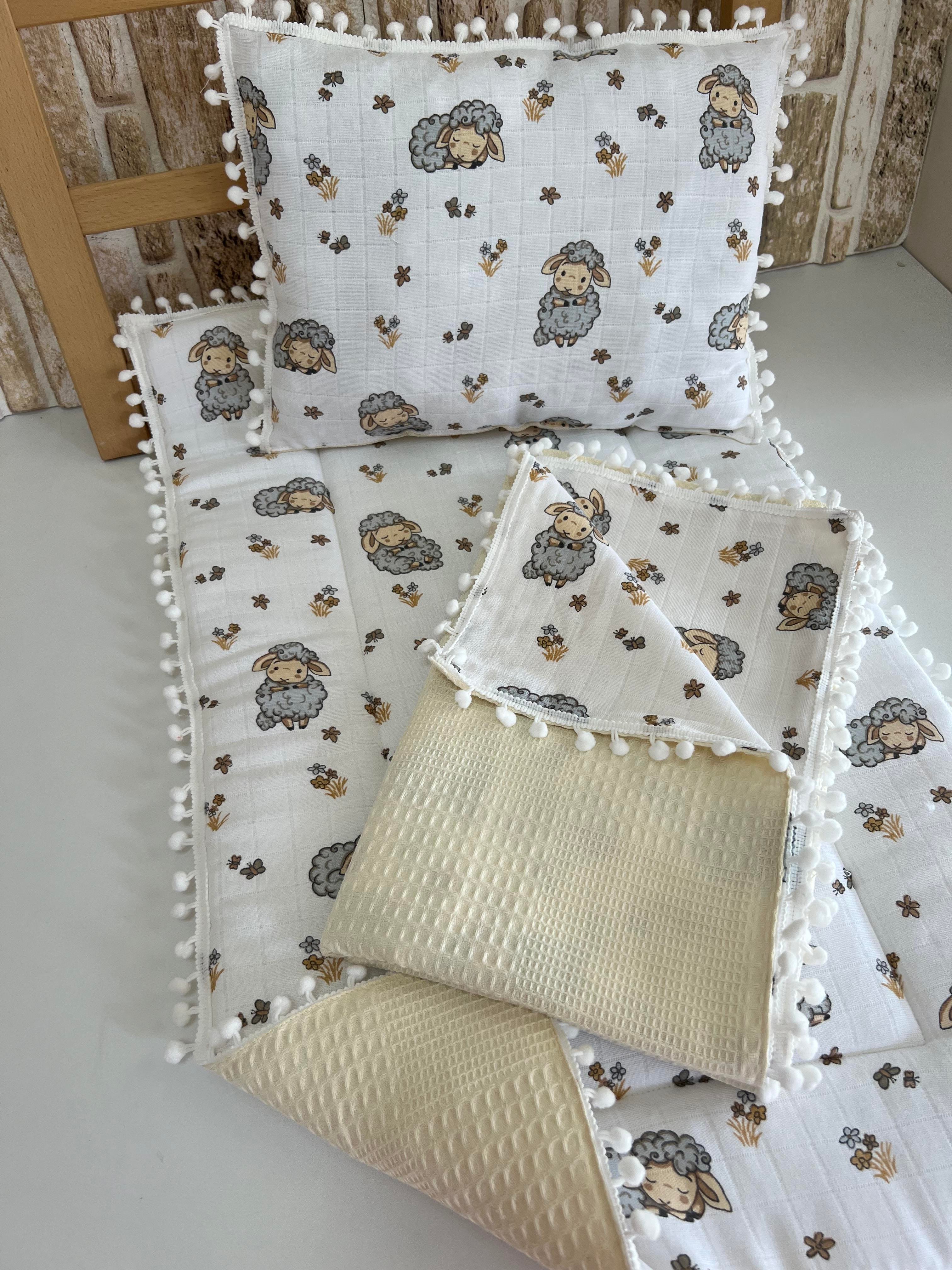 Kuzu desenli 3 parça pikeli alt açma set