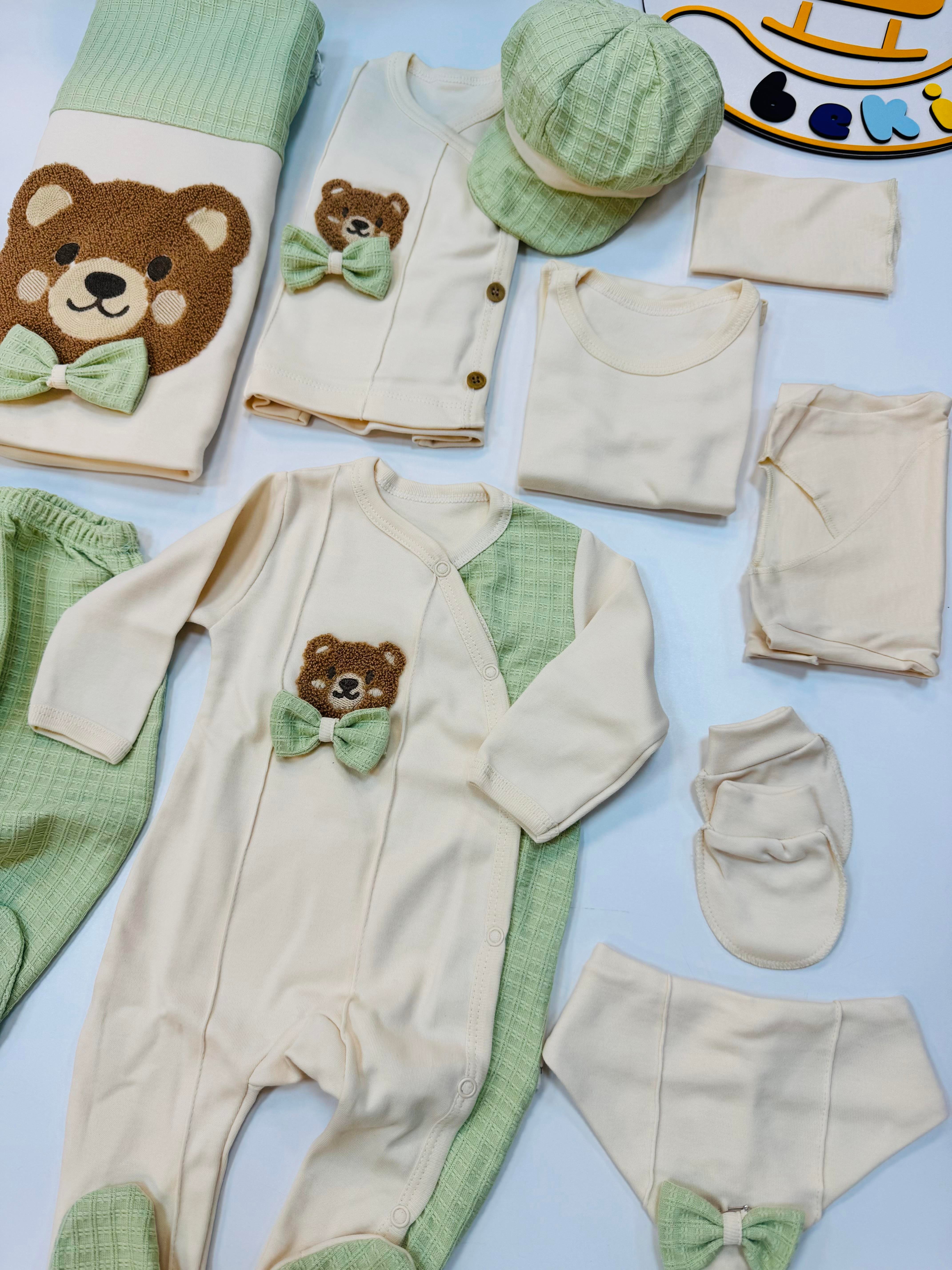 Minizeyn Ayı Detaylı Papyonlu 10 Parça Zıbın Seti