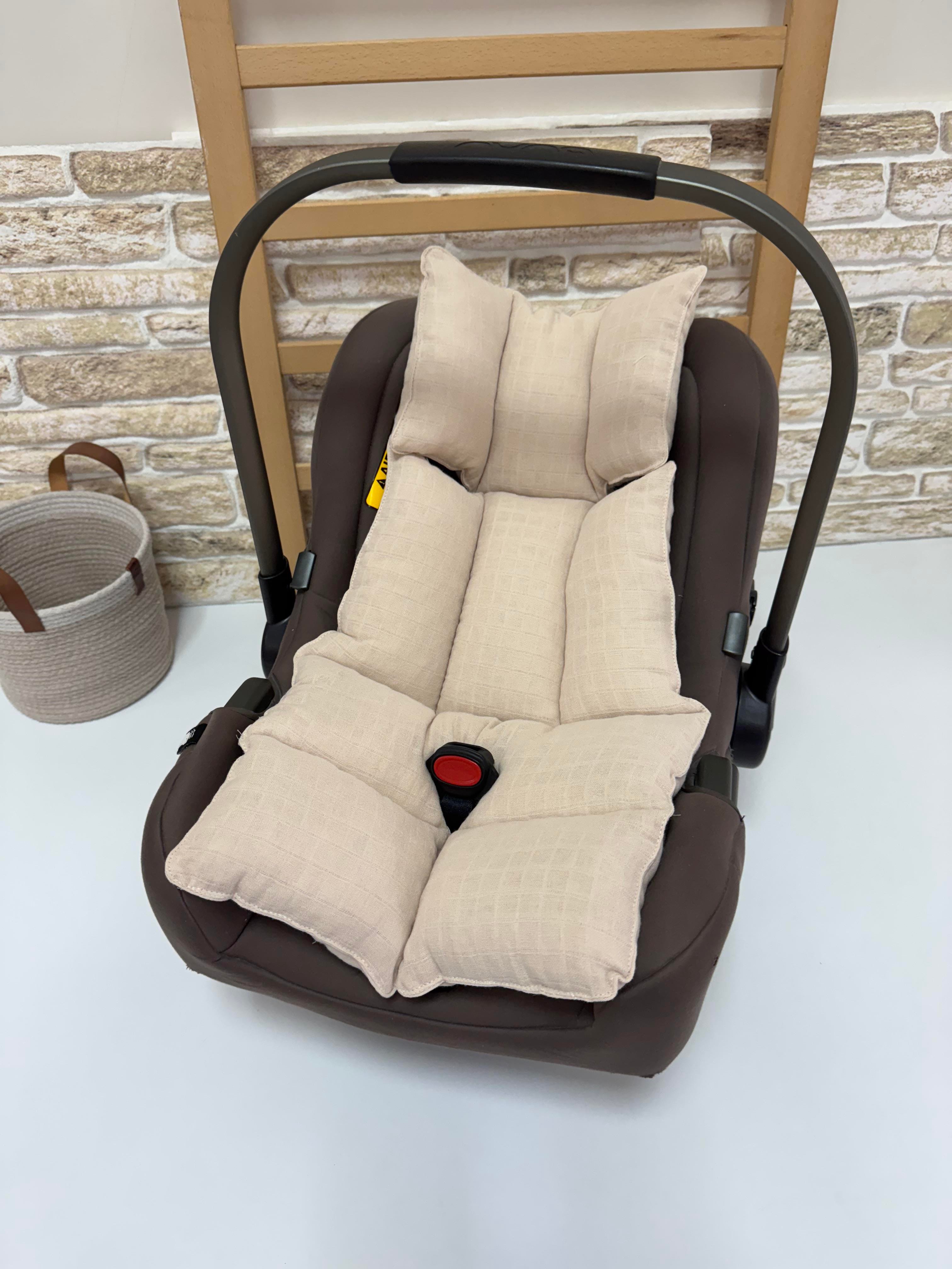 Müslin Kumaş Kurdele Ve Ponpon Detaylı Puset Örtüsü Ve Puset Minderi