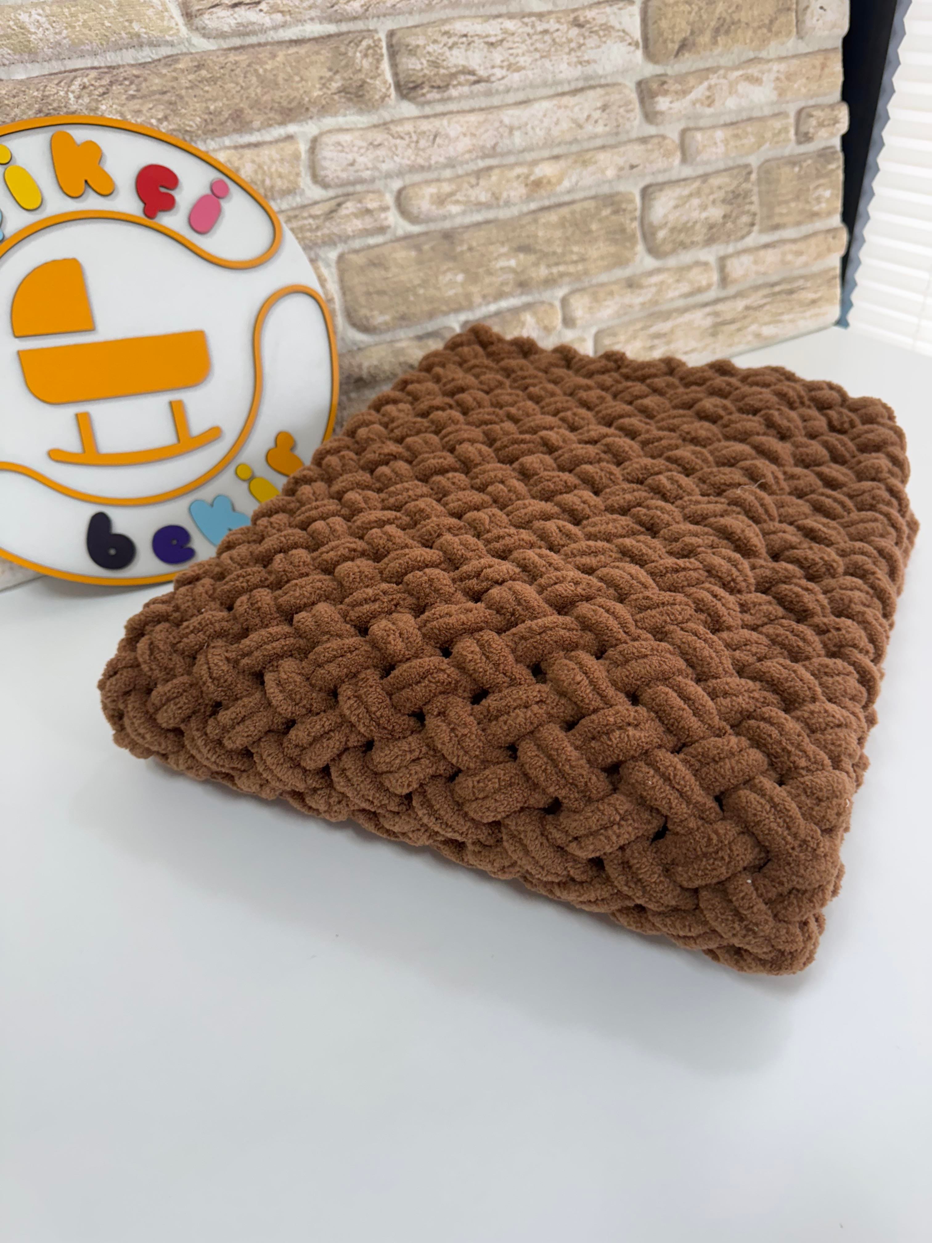 Yumuşacık El Örgü Puffy Battaniye
