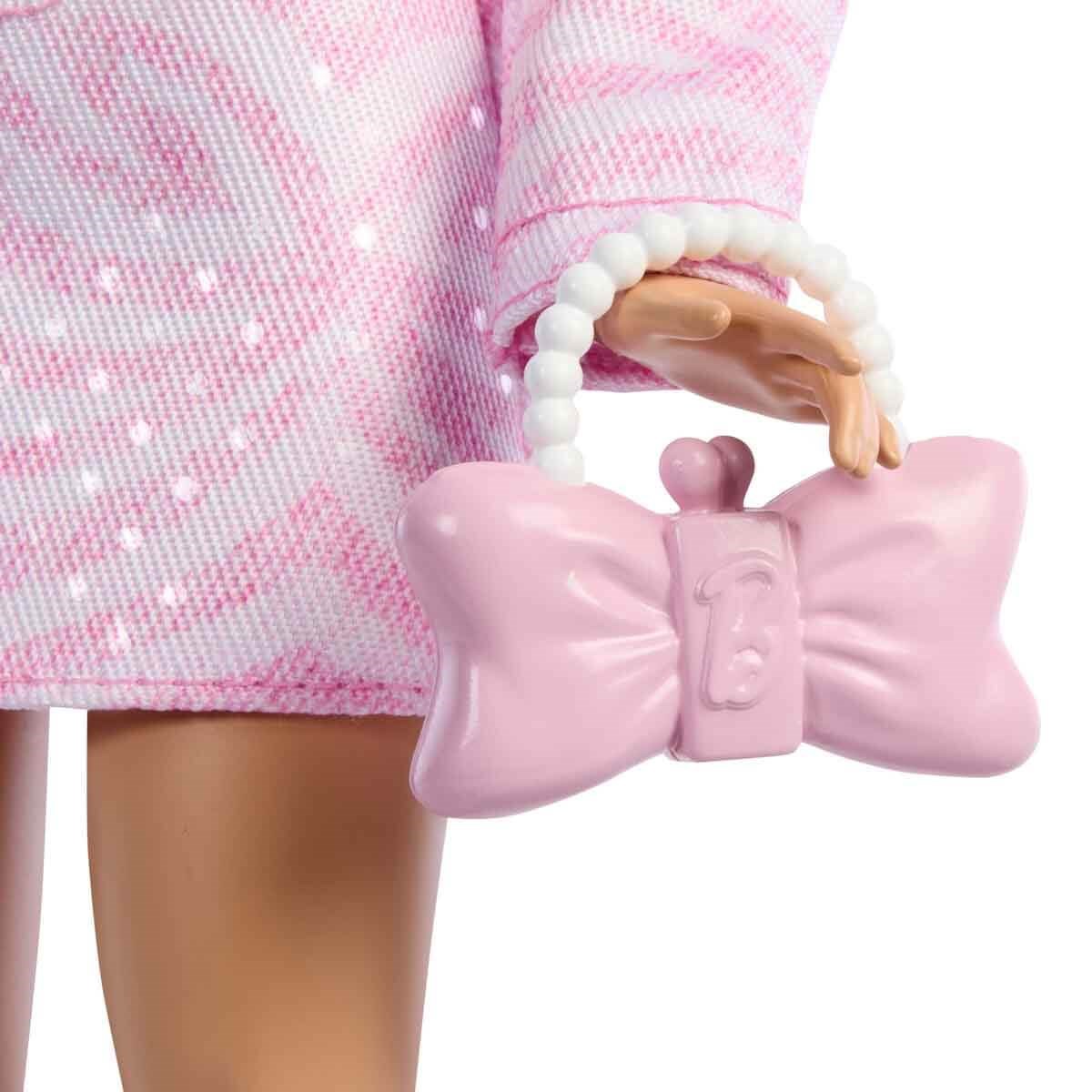 Barbie Deluxe Style Pembe Ceketli Bebek JJN69