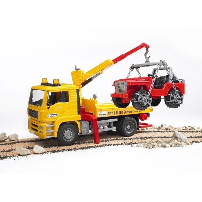 Bruder Man Araba Çekici Jeep 2750
