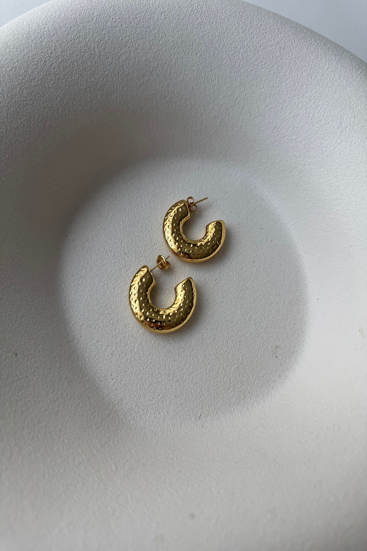 ÇELİK KÜPE