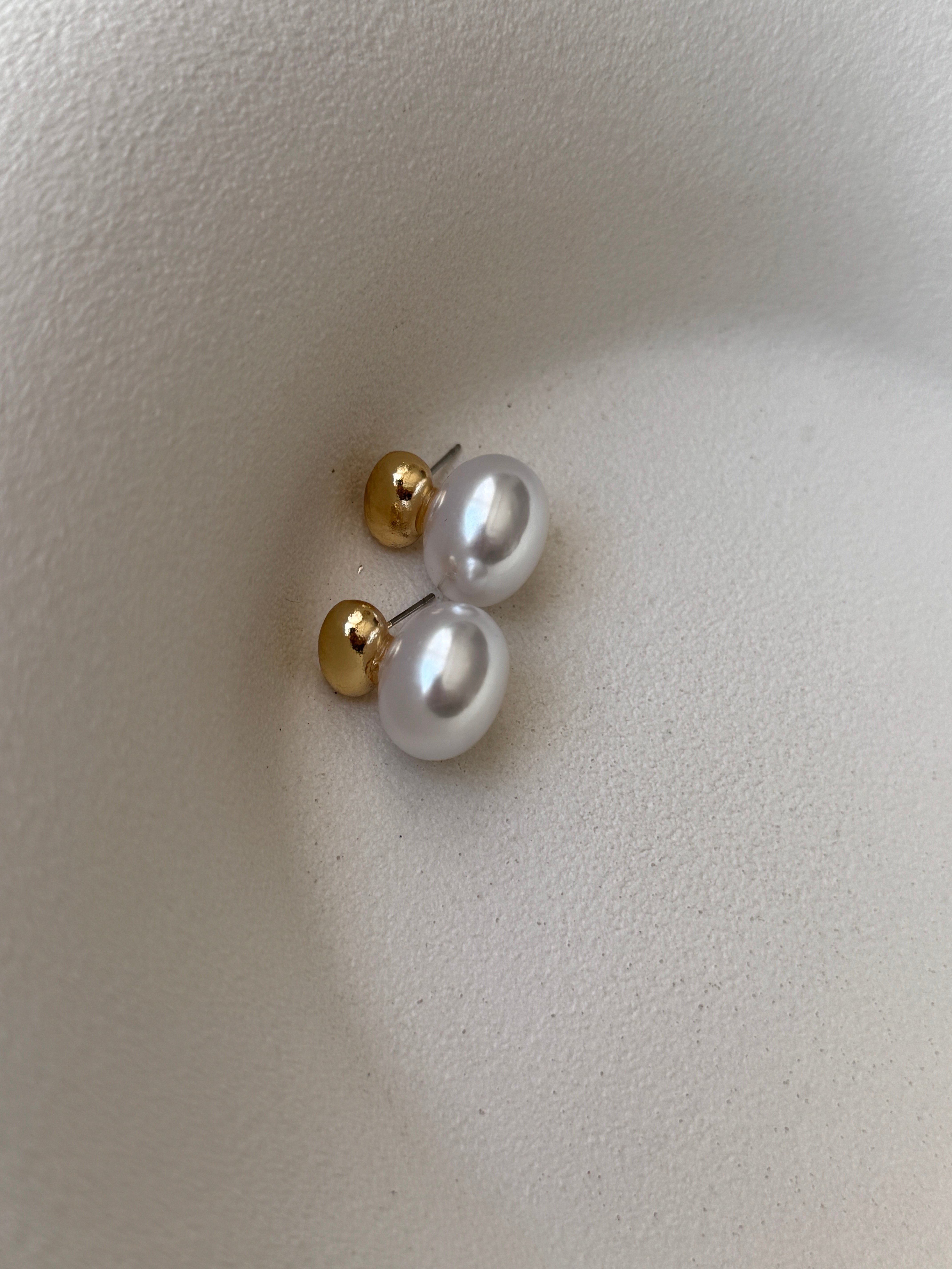 İNCİ KÜPE