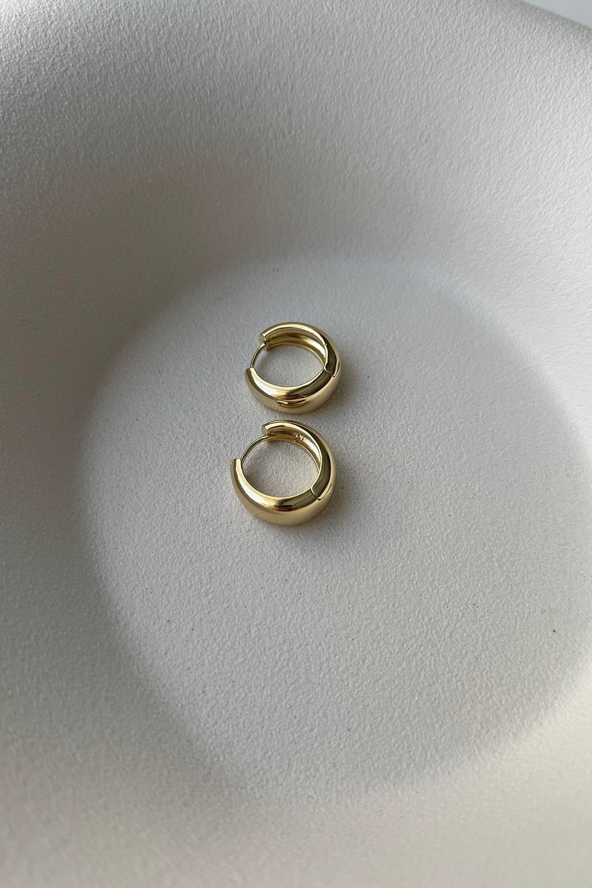 KLASİK 14K HALKA KÜPE