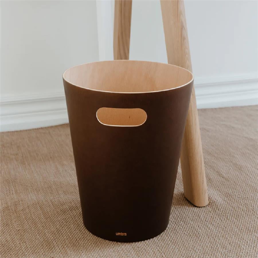 Umbra Woodrow Çöp Kovası 2 Galon (7,5 L) Kapasiteli Kahverengi