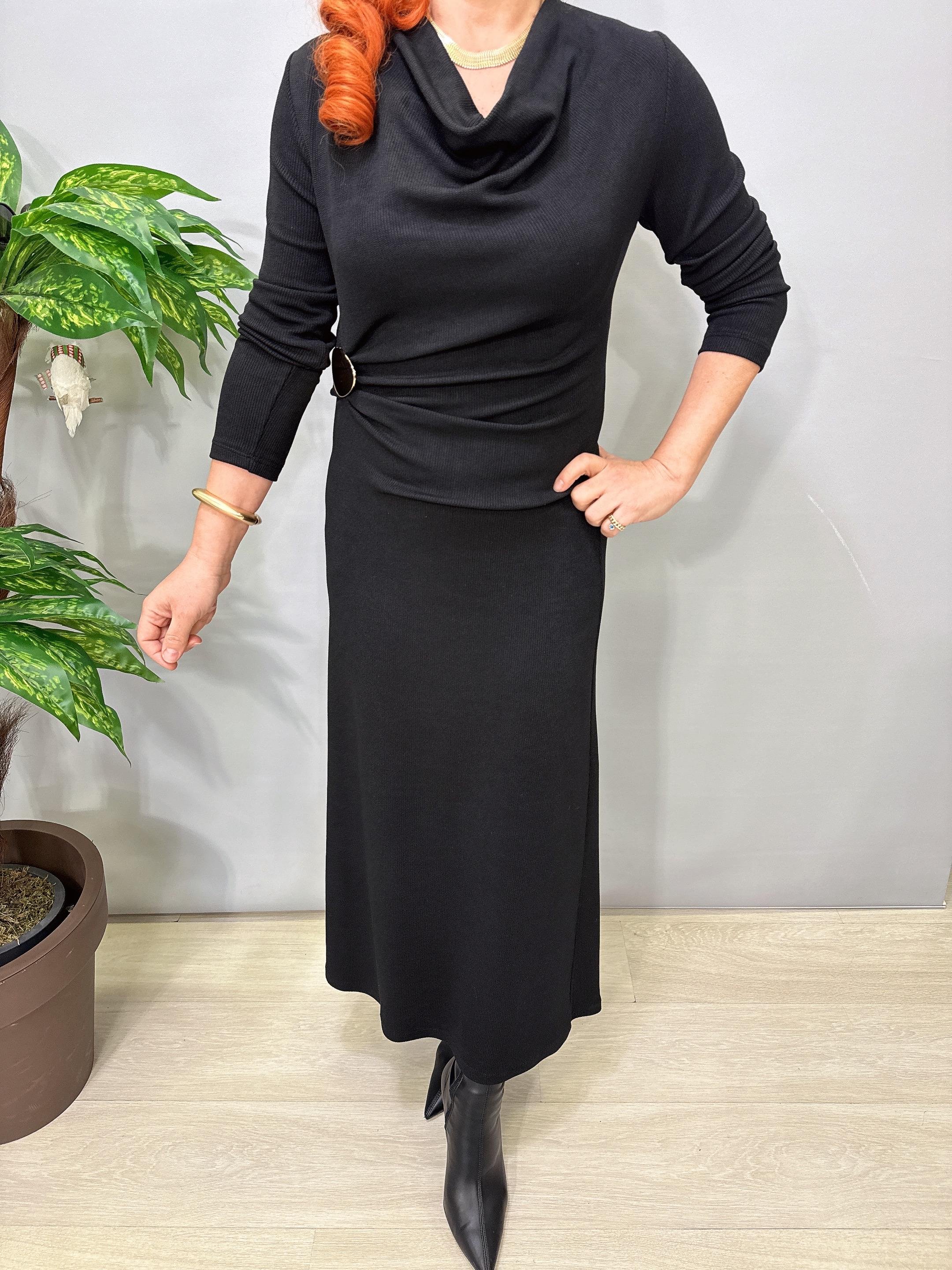 4610 Degaje Yaka Drapeli Elbise Siyah