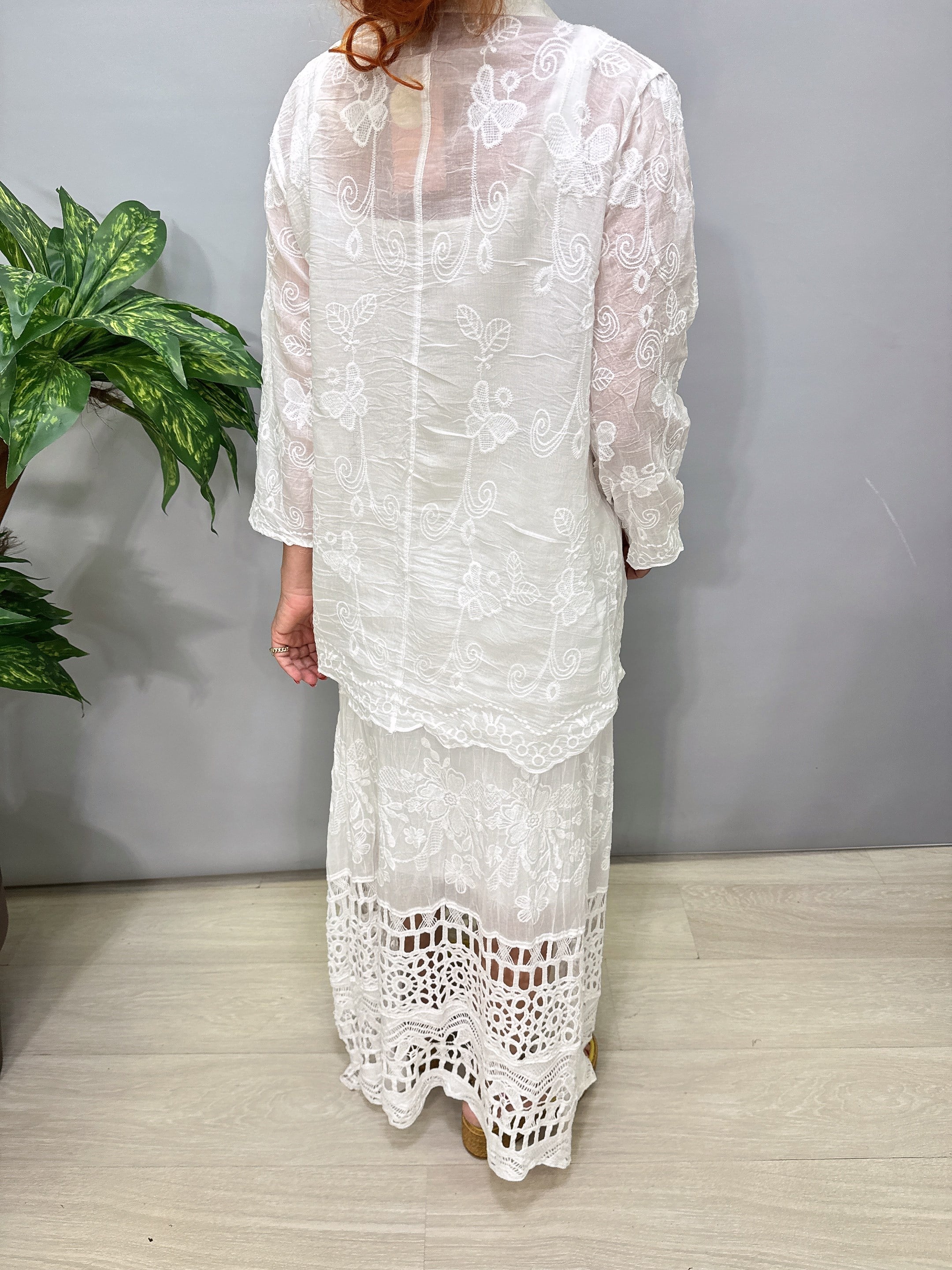 5510 Nakış  Dantel Detaylı Bluz Beyaz
