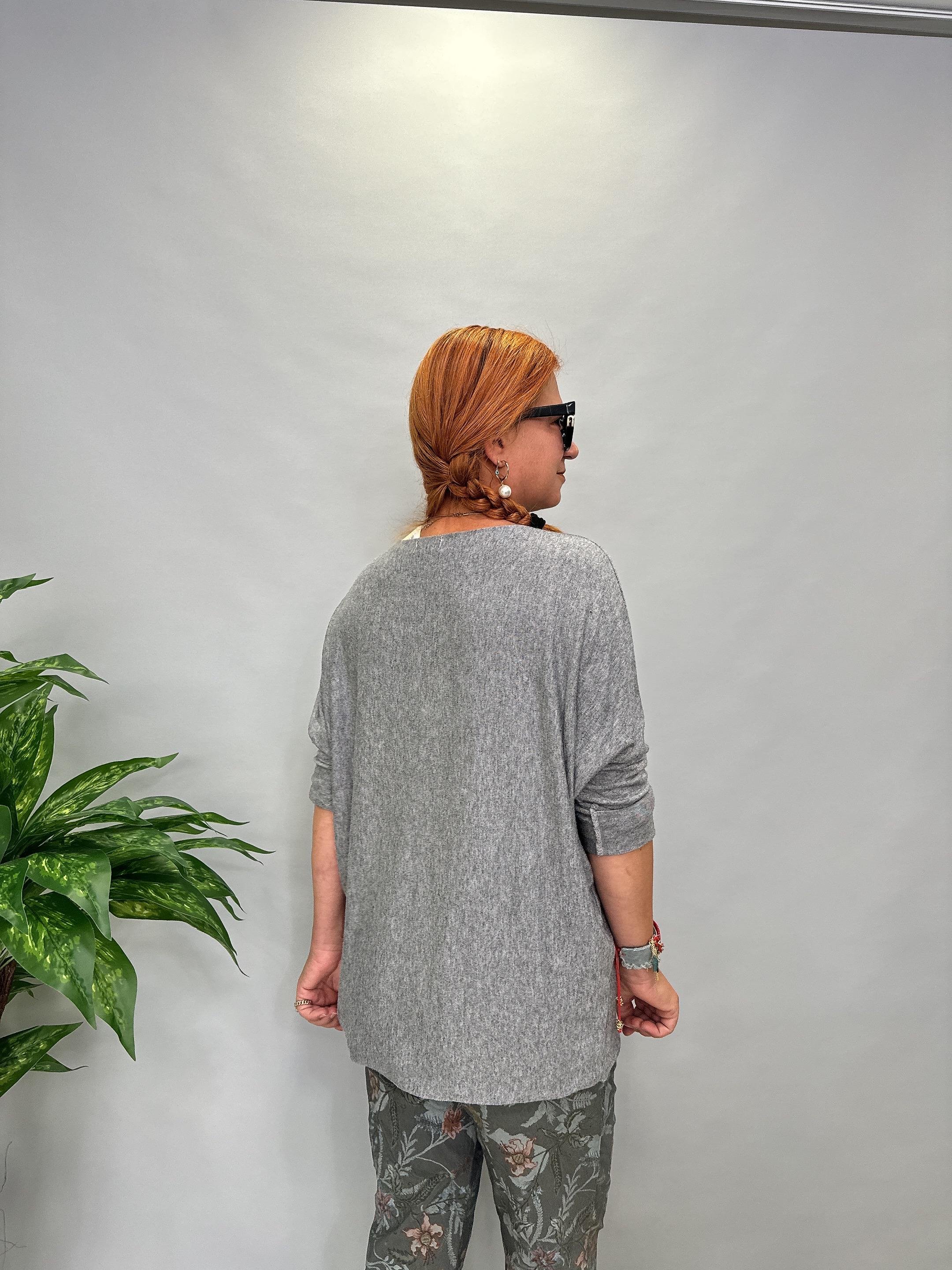 MNS 86511 İTALYAN LİKRALI YUMUŞAK YILDIZ PAYET DETAY BLUZ  46 BEDENE UYUMLU GRİ