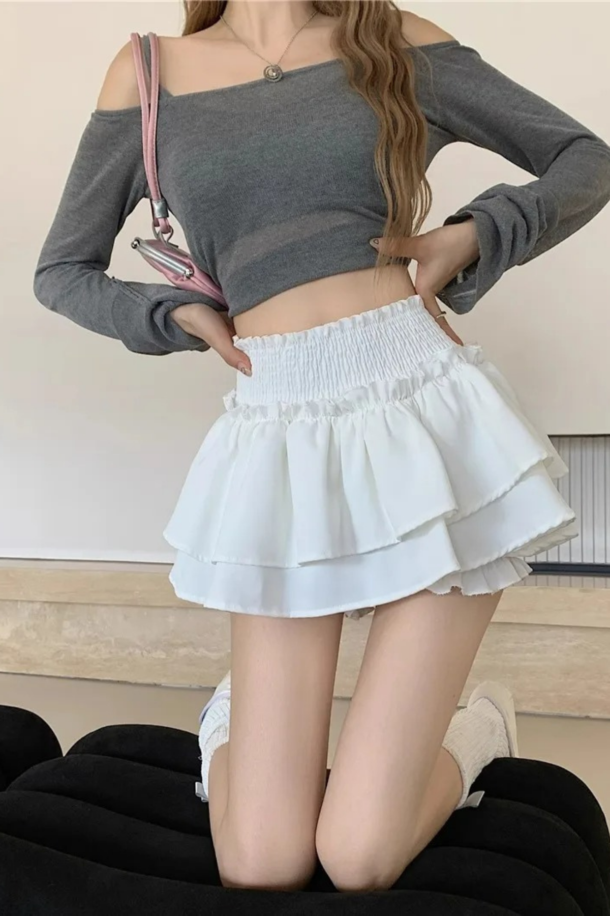 Beyaz Fırfırlı Belli Katlı Mini Etek